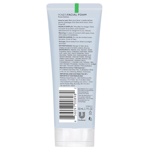 Pond's Face Cleanser - Pure Detox, Facial Foam, Activated Charcoal Face Wash with Skin-Brightening Niacinamide, Moringa Extract,