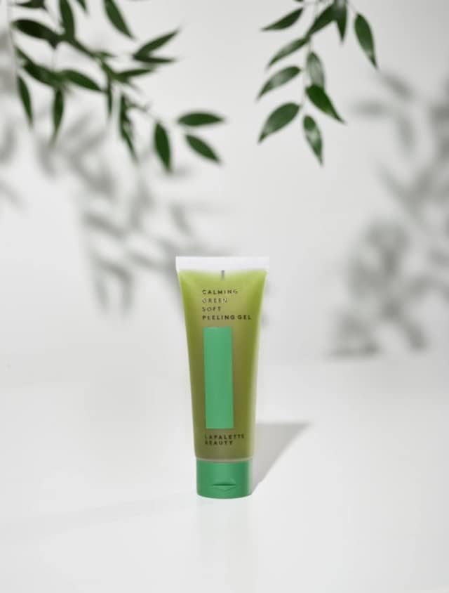 Lapalette Beauty Calming Green Soft Peeling Gel. Mild, Waterful Cleanser, 100Ml / 3.38 Fl. Oz. / Hydration, Exfoliating, Deep Cl