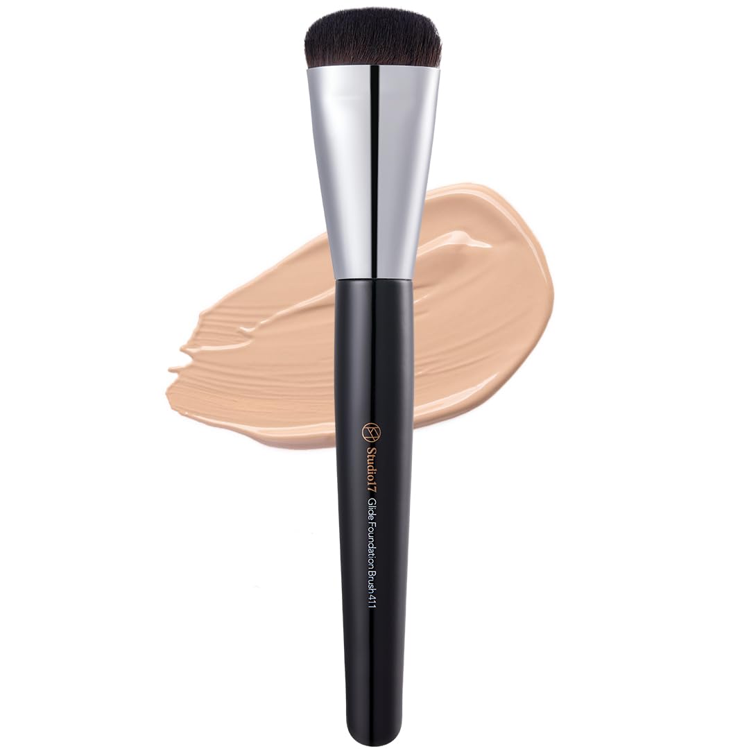 Studio17 Flat Foundation Brush For Liquid Makeup | Liquid Foundation Brush With Flat Top | Korean Makeup Brush With Super Micro