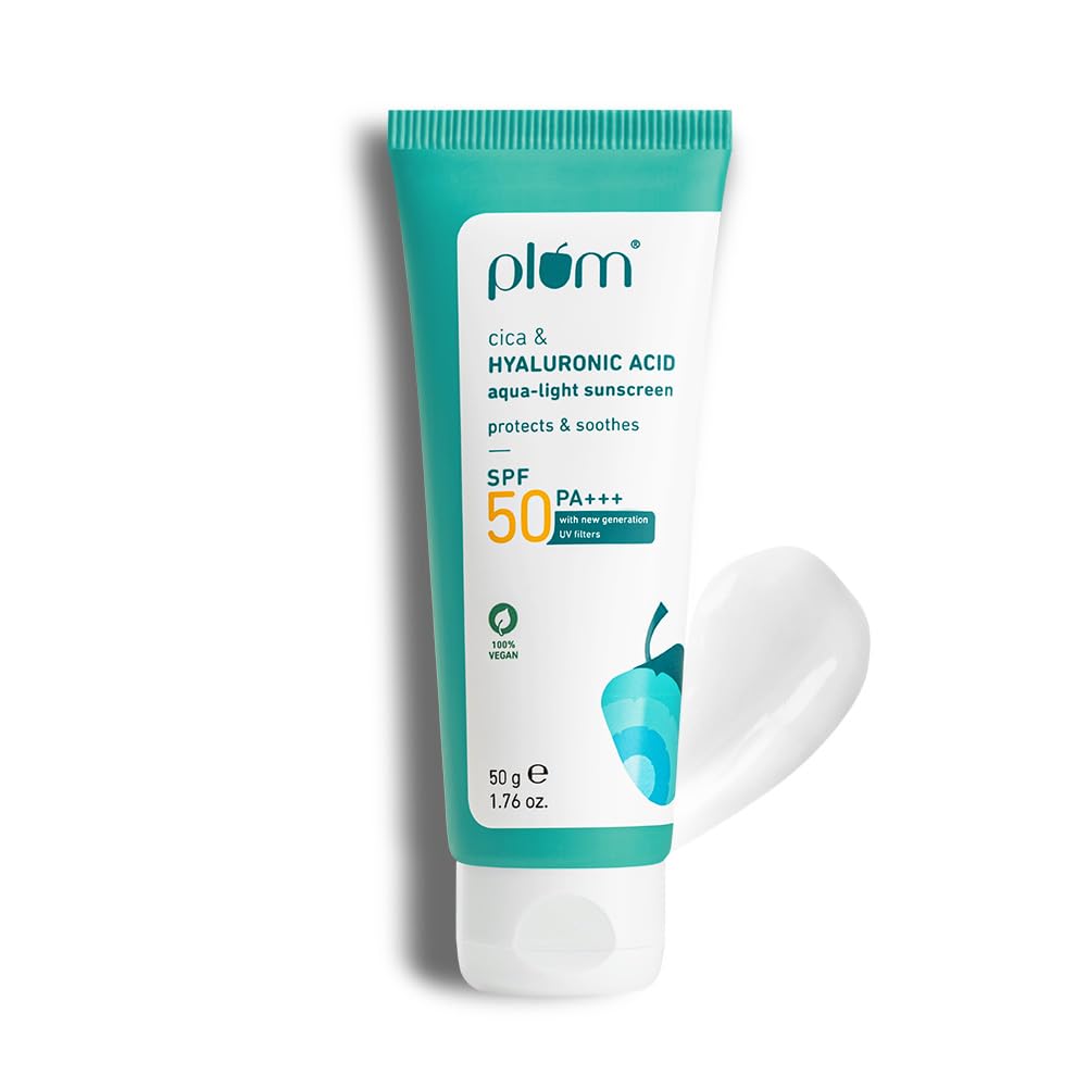 Plum Cica&Hyaluronic Acid AquaLight Sunscreen Spf 50 Pa+++|No White Cast,Lightweight,NonSticky|Dermat Tested|Protects&Soothes|