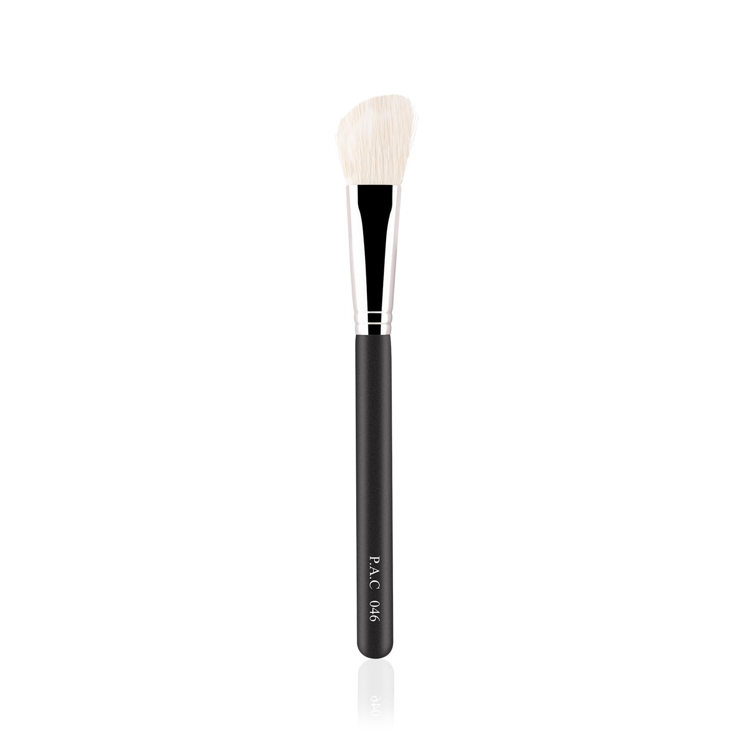 Pac Contouring Brush 046