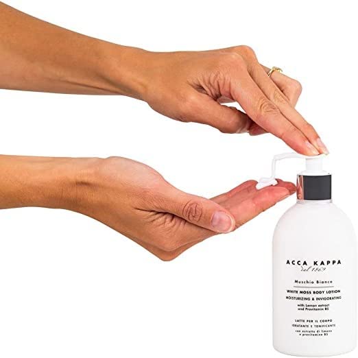 Acca Kappa Muschio Bianco Loci  n Corporal Hidratante Y Tonificante 300Ml