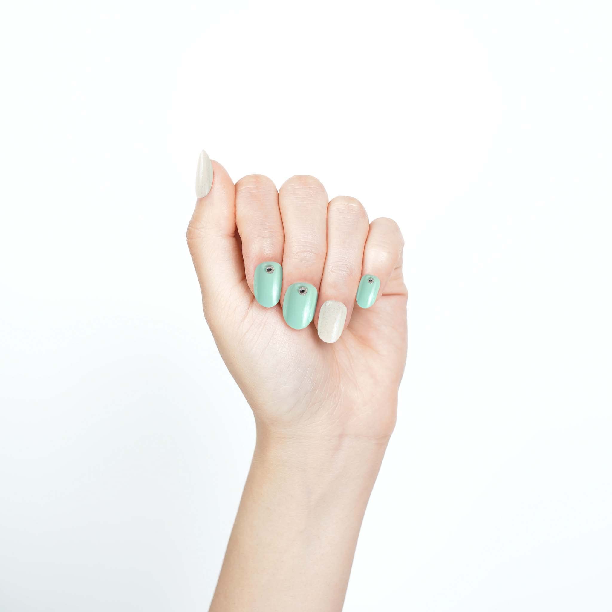 Kiss New York Press and Go False Nails Press On Nails Full Cover Nails Tips with Self Adhesive Tabs (Mint and White)