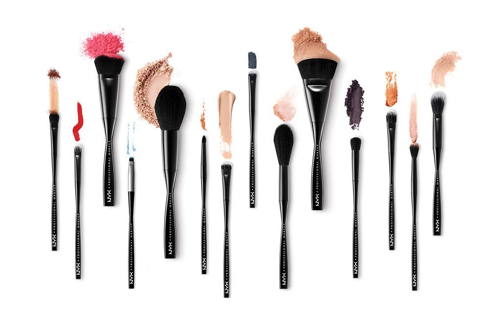 NYX PROFESSIONAL MAKEUP Pro Angled Brush - Synthetic, Black, Model 800897838621