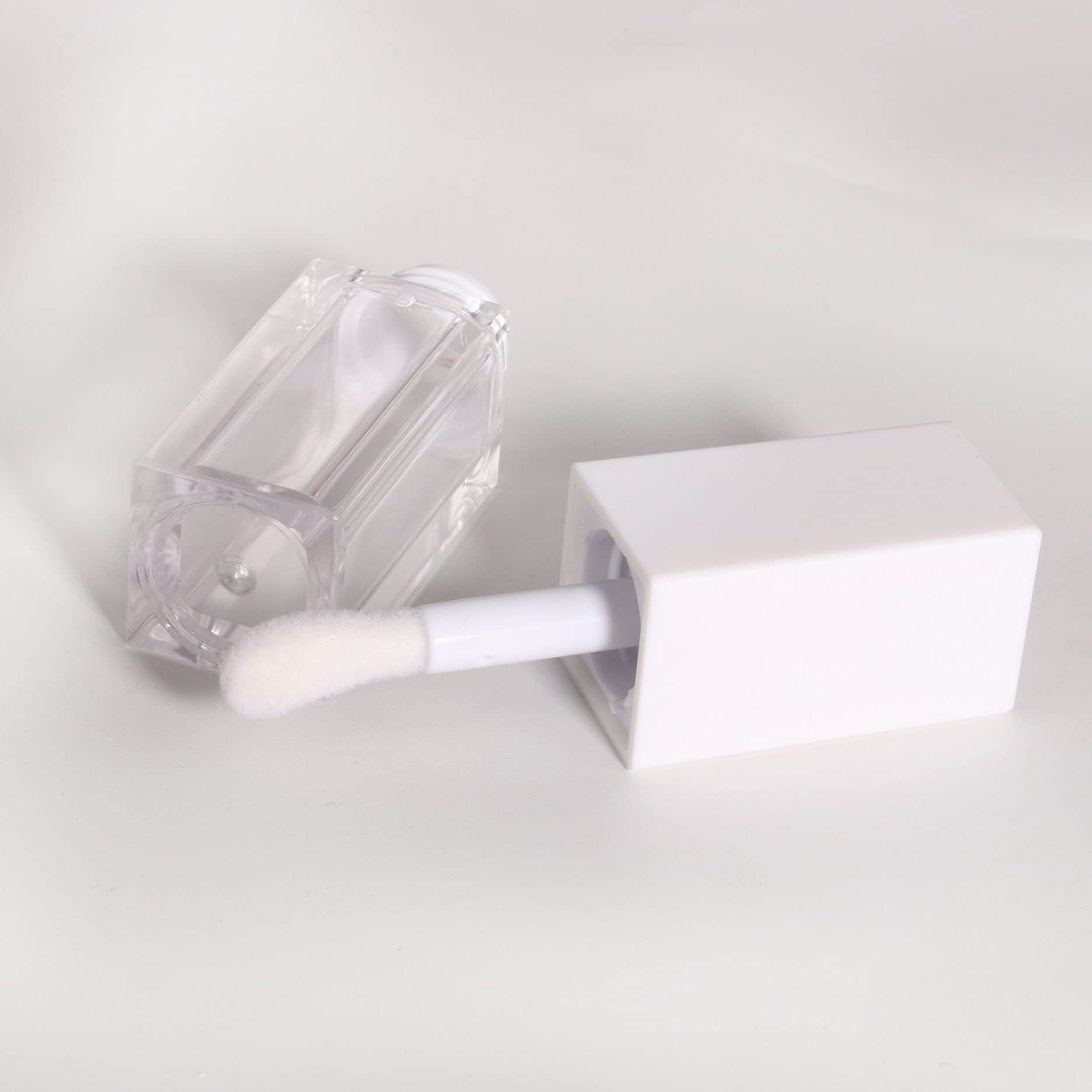 24pcs 5ml Empty white square lipgloss tubes bulk wholesale with big wand lipgloss containers