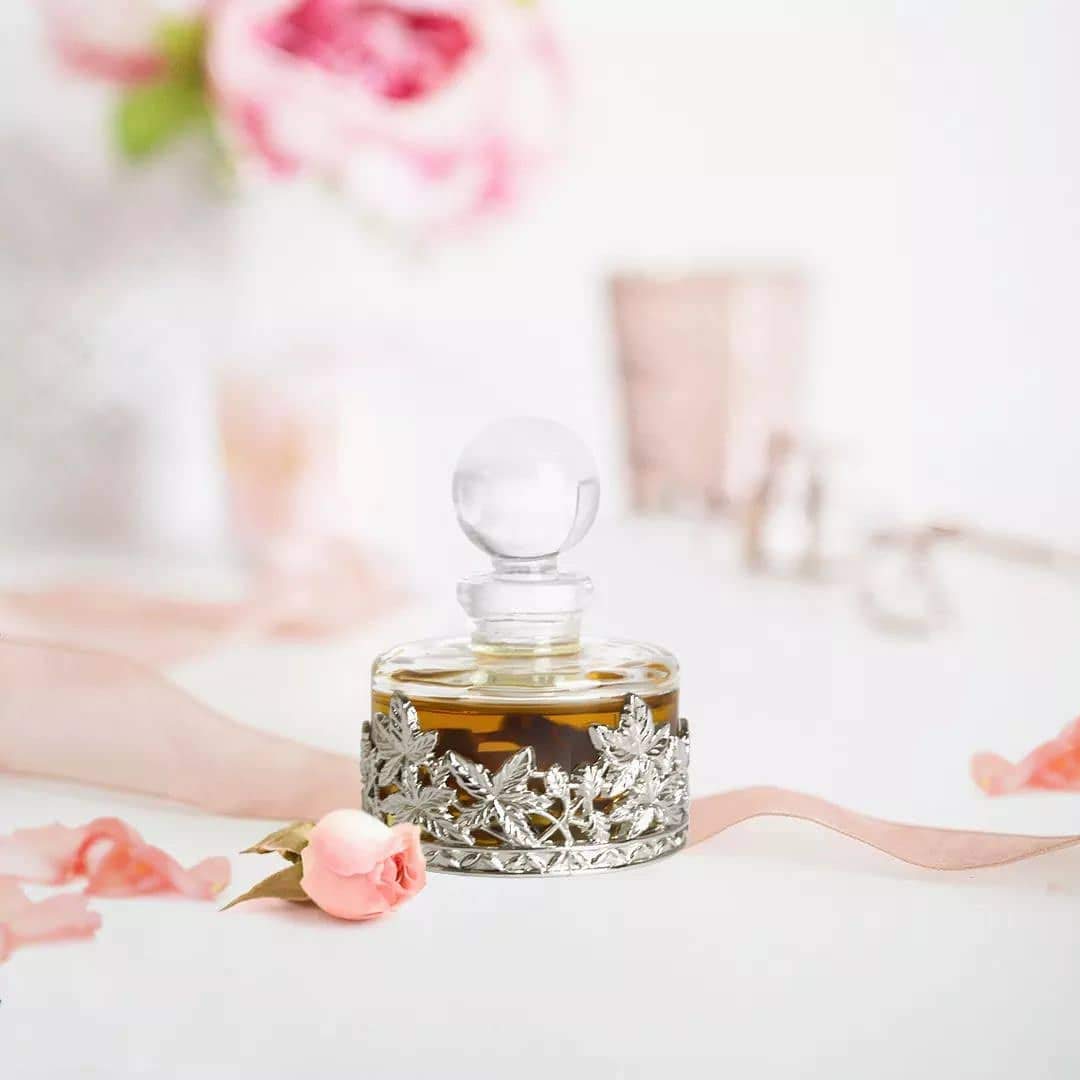 Swiss Arabian Rose Malaki - Luxury Products From Dubai - Long Lasting And Addictive Personal Perfume Oil Fragrance - A Seductive
