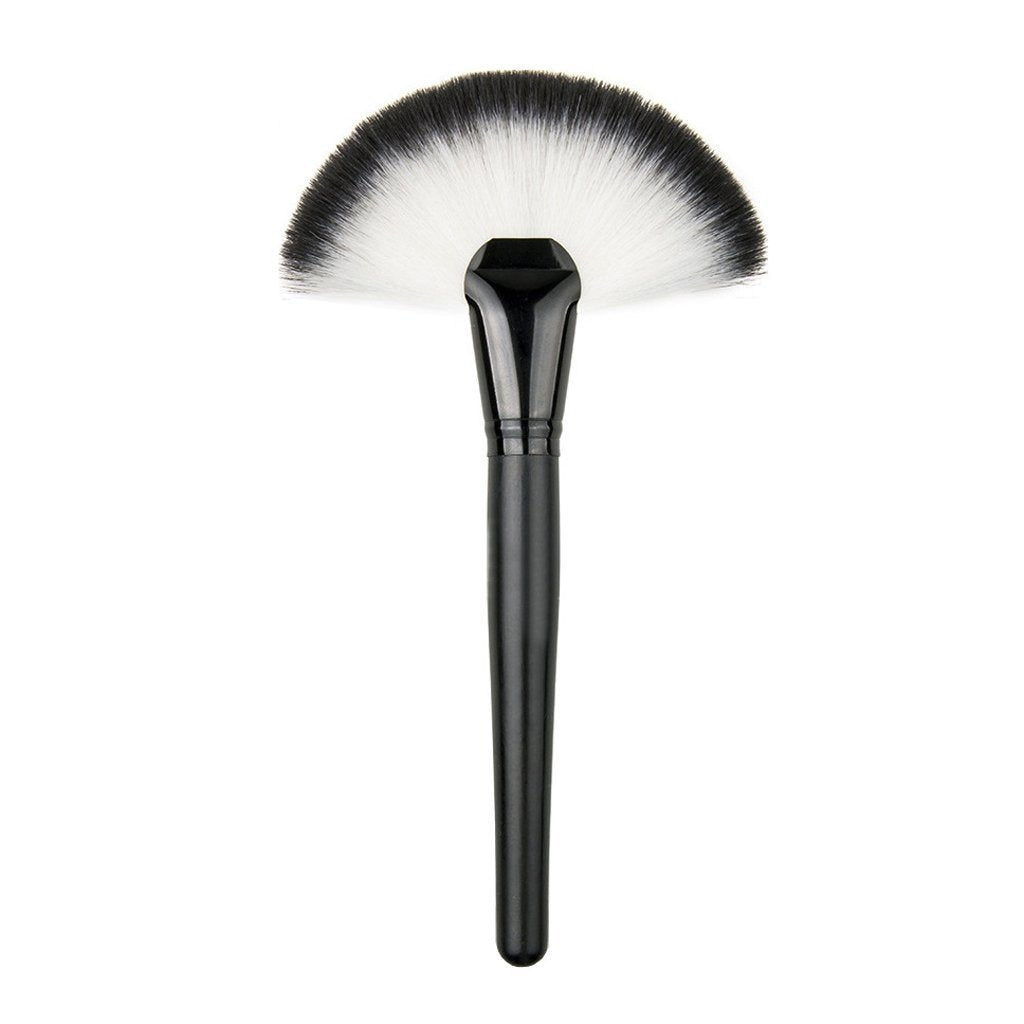 Spanking Nylon Bristle Makeup Blush Face Contour Foundation Multicolour, 1 Piece