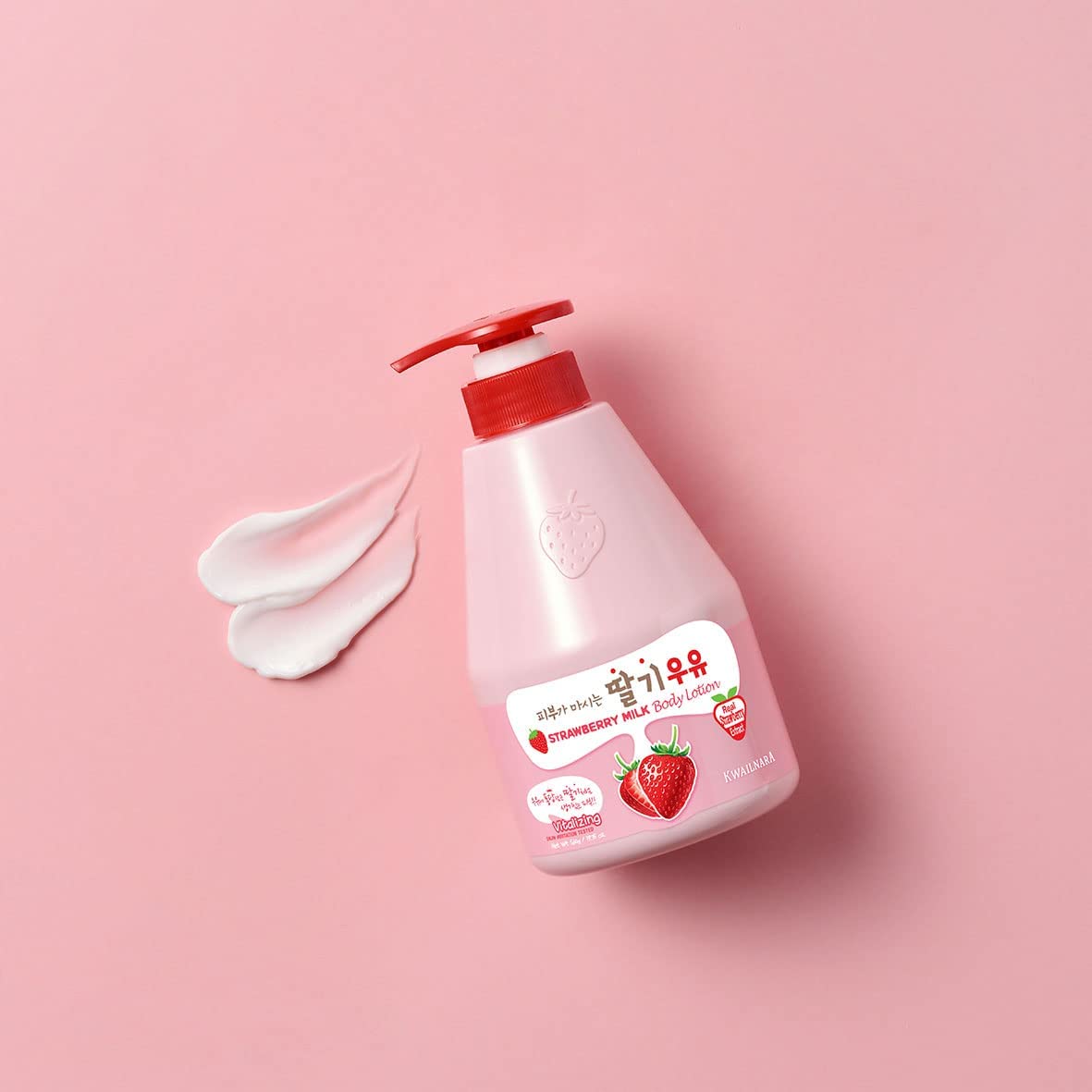 Welcos Kwailnara Milk Body Lotion 560 G / 19.75 Fl. Oz (Strawberry)