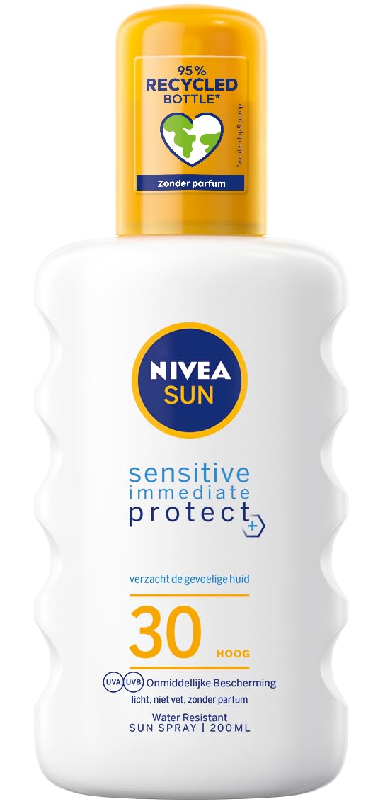 NIVEA Sensitive Immediate Protect Spray Lotion 200 ml (6.76 fl oz)  Lightweight Body Spray, Fast Absorbing Formula, NonGreasy 