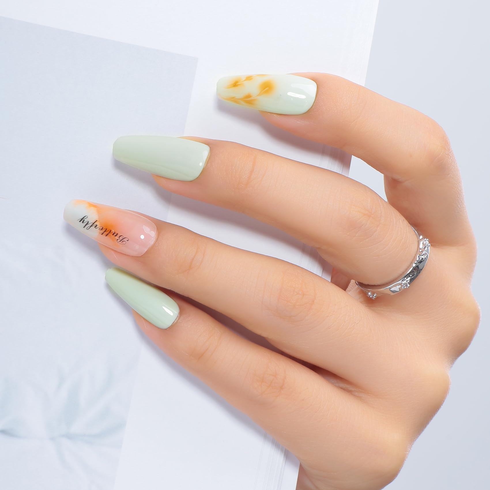 Maychao 15Ml Gel Nail Polish 1Pc Light Grey Gel Polish Soak Off Uv Led Nail Polish Nail Art Starter Manicure Salon Diy At Home,