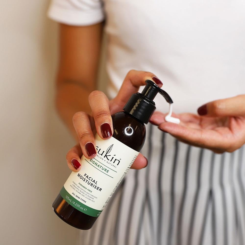 Sukin Facial Moisturizer Pump, Hydrating Face Cream With Wheat Germ And Vitamin E To Deeply Nourish, Soften And Improve Skin Tex