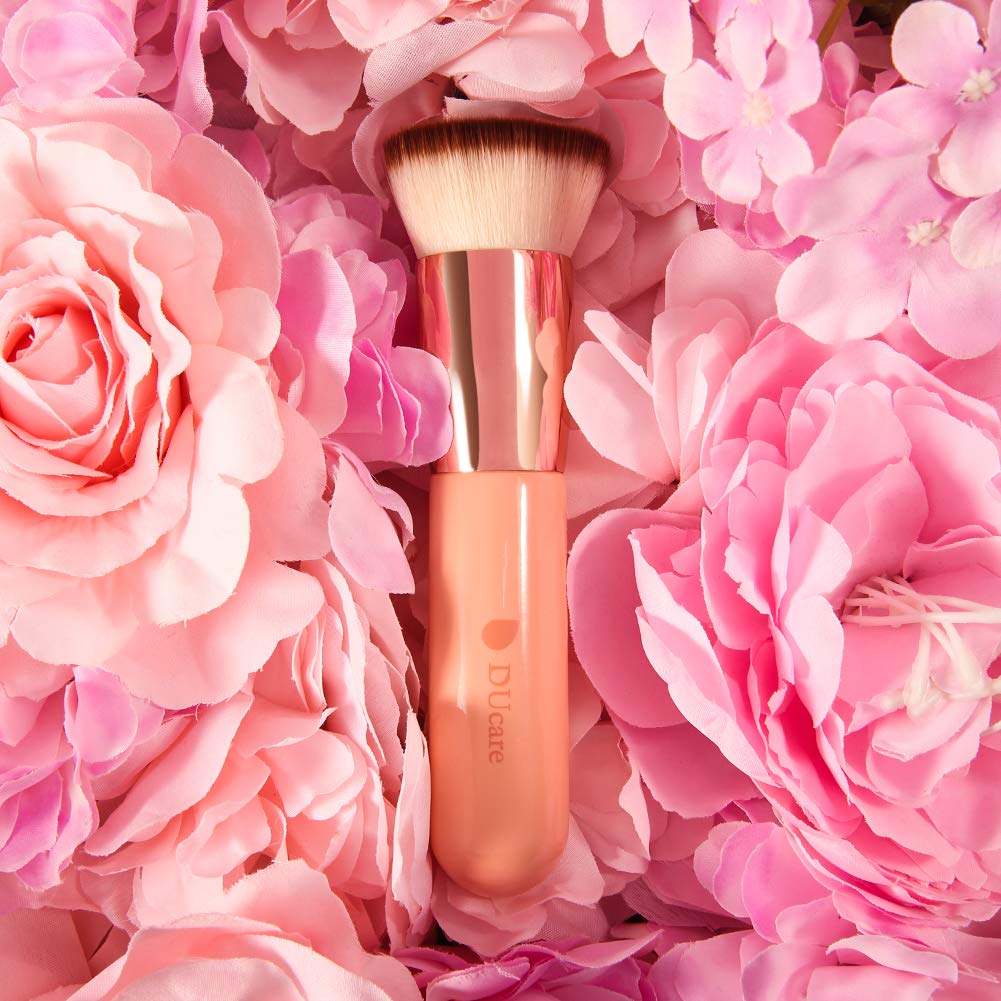 DUcare Foundation Brush for Liquid Makeup, Flat Top Kabuki Synthetic Professional Makeup Brushes Liquid Blending Mineral Powder