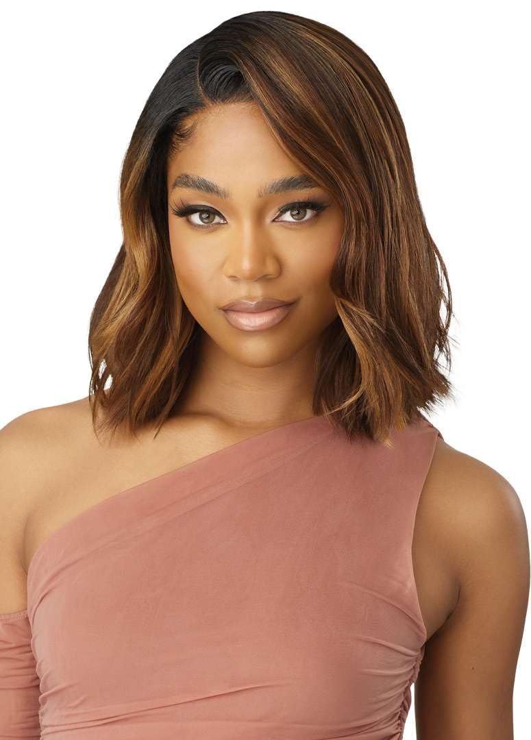 Outre Lace Front Wig - Melted Hairline - Adelina (DRFF4/GOLDEN HONEY)