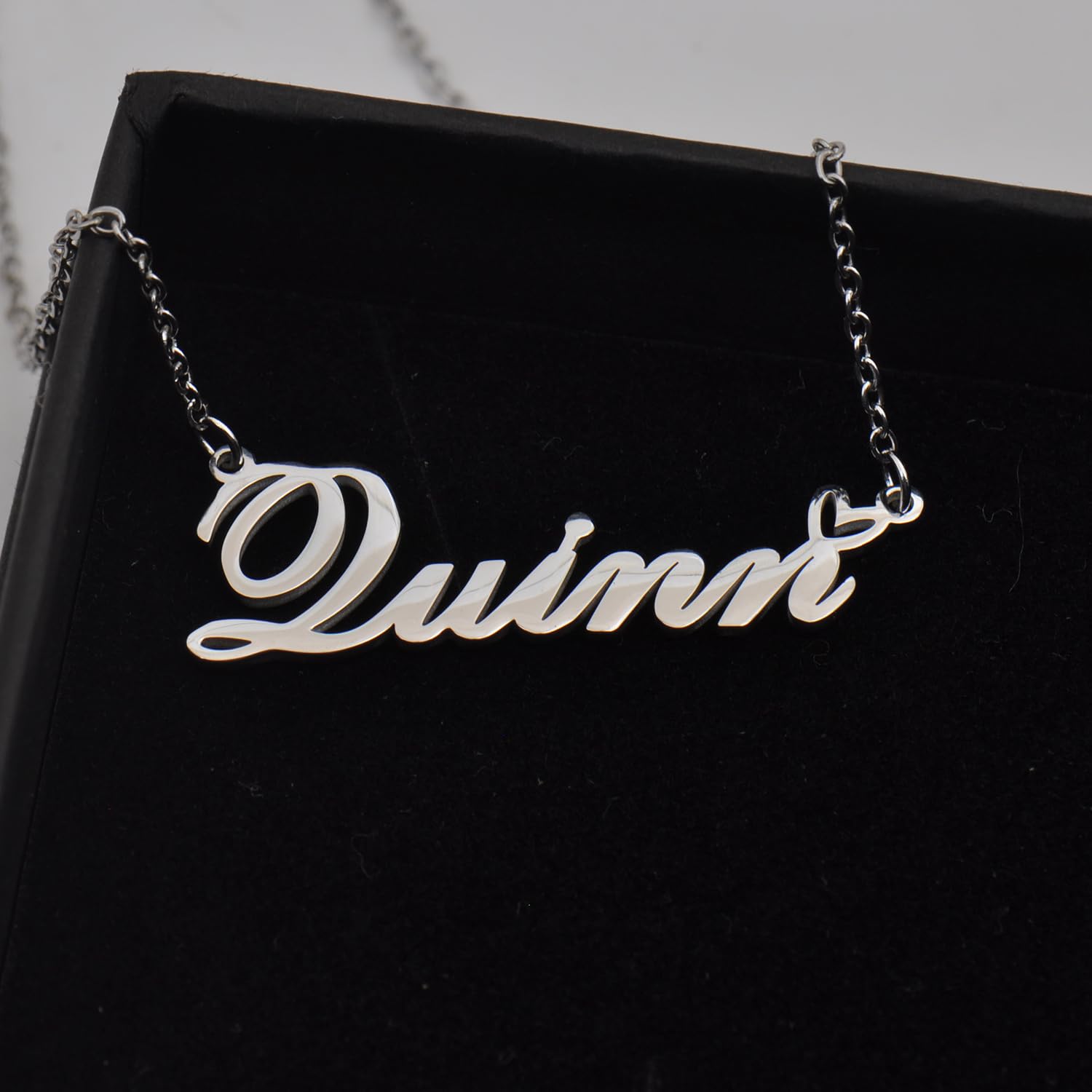 Aoloshow Stainless Steel Silver Kaitlin Heart Name Necklace Charm Pendant Jewelry for Mom Best Friends