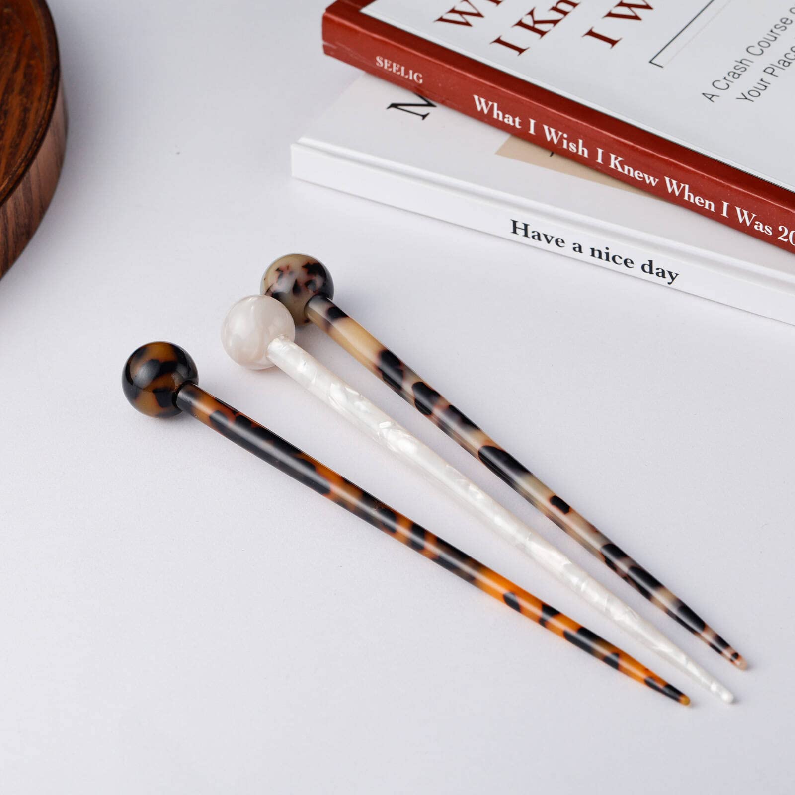 Frdtluthw 7.3Inch Tortoise Shell Long Hair Sticks Acetate Hair Pin For Women Thick Long Hair(Pack Of 1)