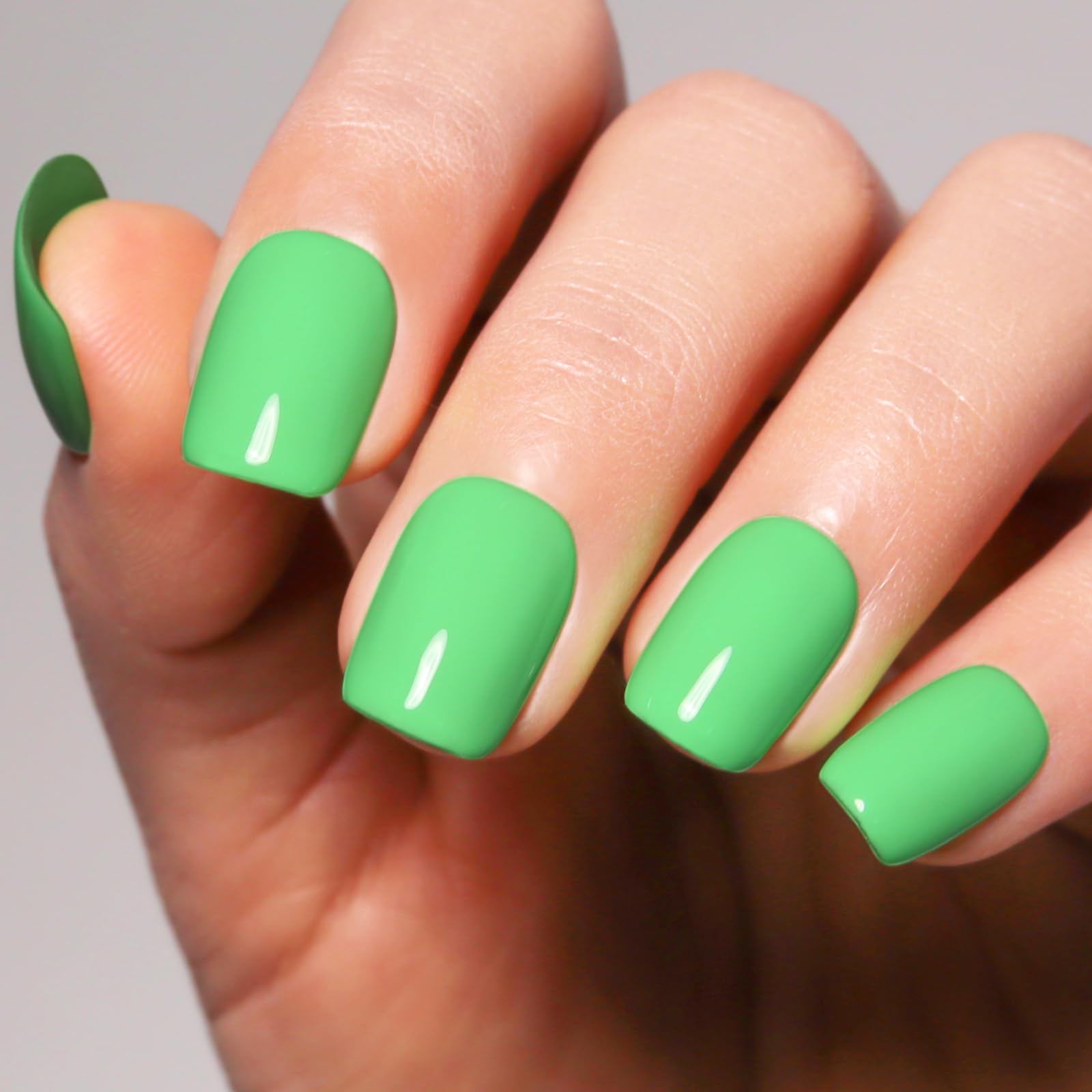 Firedeep 16ml Gel Nail Polish,Pastel Green Color Soak Off UV LED Nail Gel Polish Spring Summer Nail Art Starter Manicure Salon D