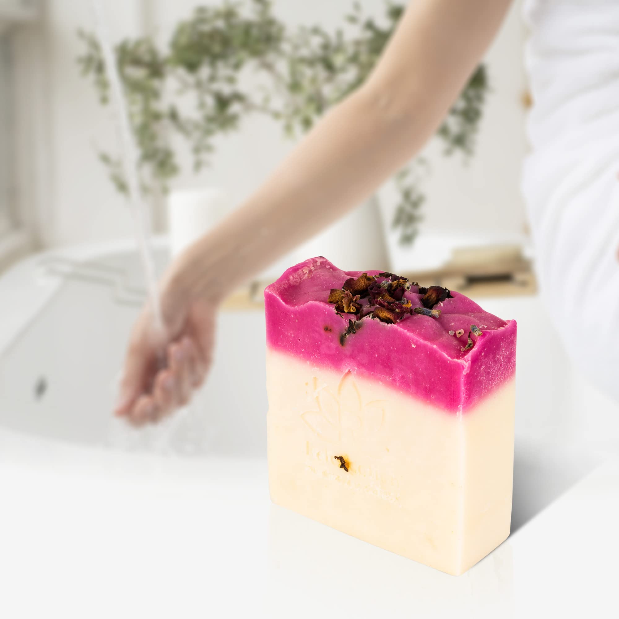 Relaxcation Rose Natural Soap Bar Gentle And Luxuries Soap With Fresh Rose Water, Kaolin Clay, Moisturizing Coconut Oil - Gentle