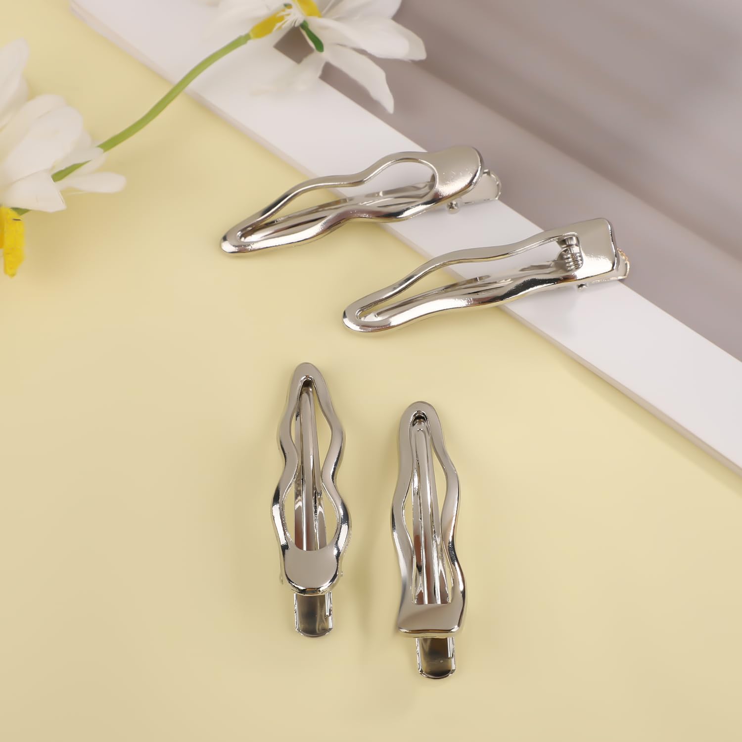 4pcs Wave Hair Clips, 2.44 Inch Silver Wavy Alligator Hair Clips Duckbill Hair Pins Cute Hair Barrettes for Women Girls Thick &