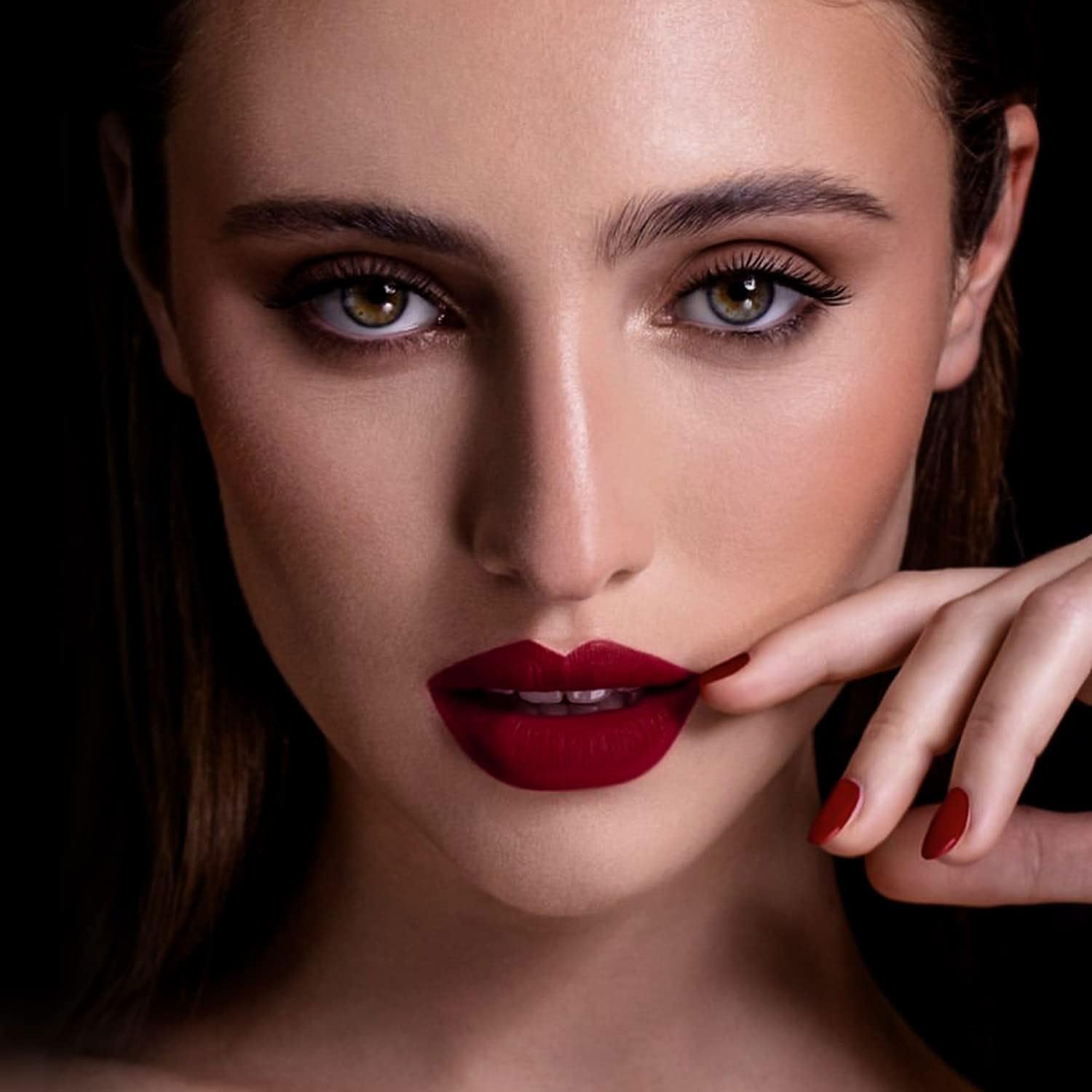 Maki Yika Burgundy Red Lipstick Matte Long Lasting, Dark Red Liquid Lipstick Smudge Proof, Vampy Matte Lips No Transfer, Cruelty