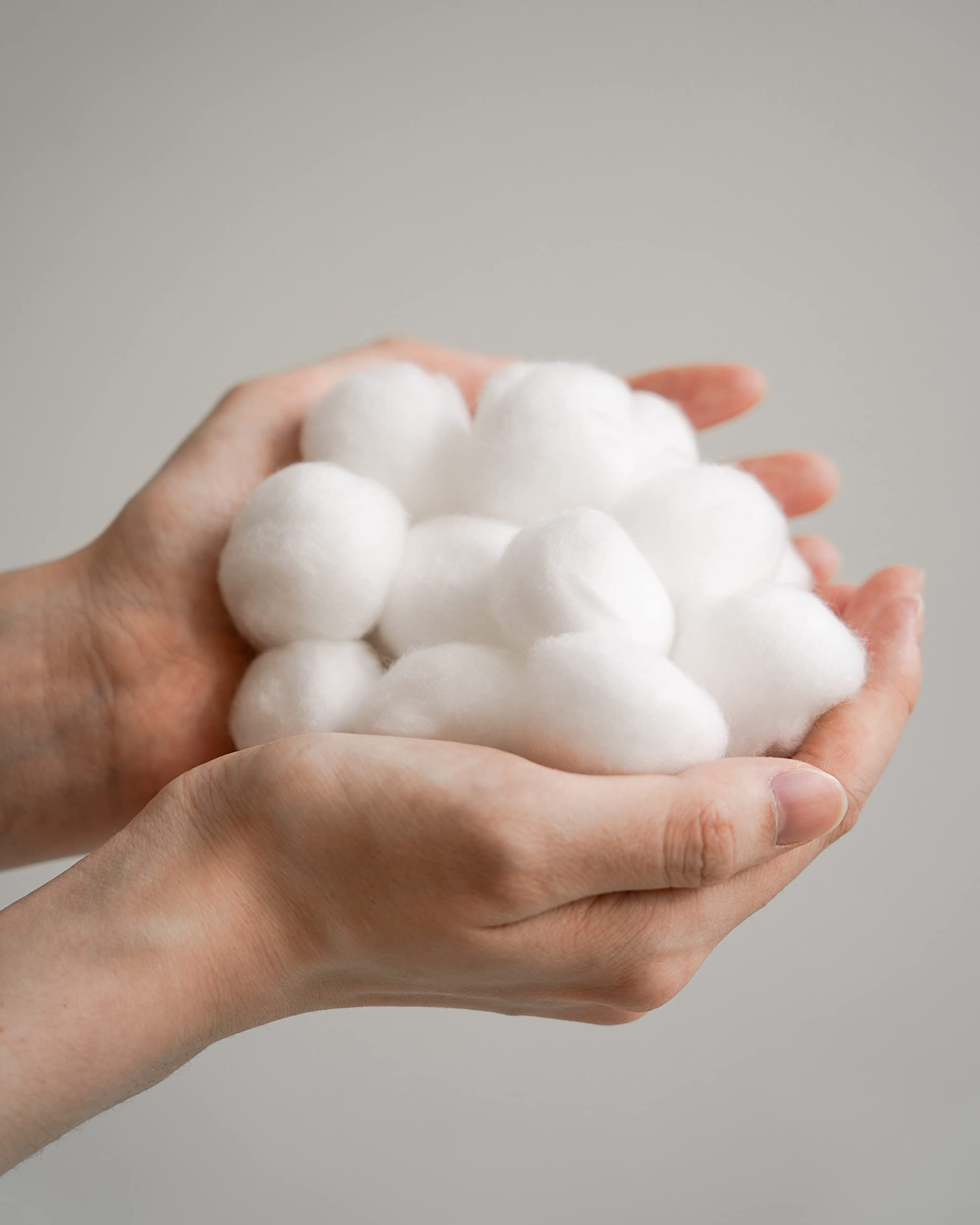 Organyc Organic Cotton Balls for Sensitive Skin, 100 Count, White, Pack of 1, Model ORGBT03