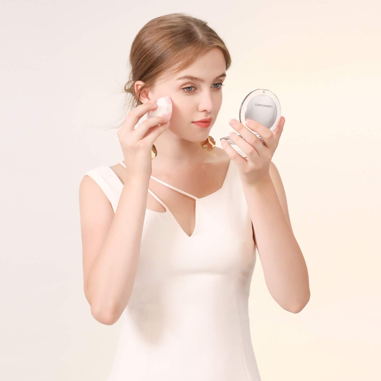 SNOWFLAKES Magnifying Compact Mirror - Double Sided 1x/10x, Small Travel Handheld Mirror, Silver Glass, Perfect for Purses