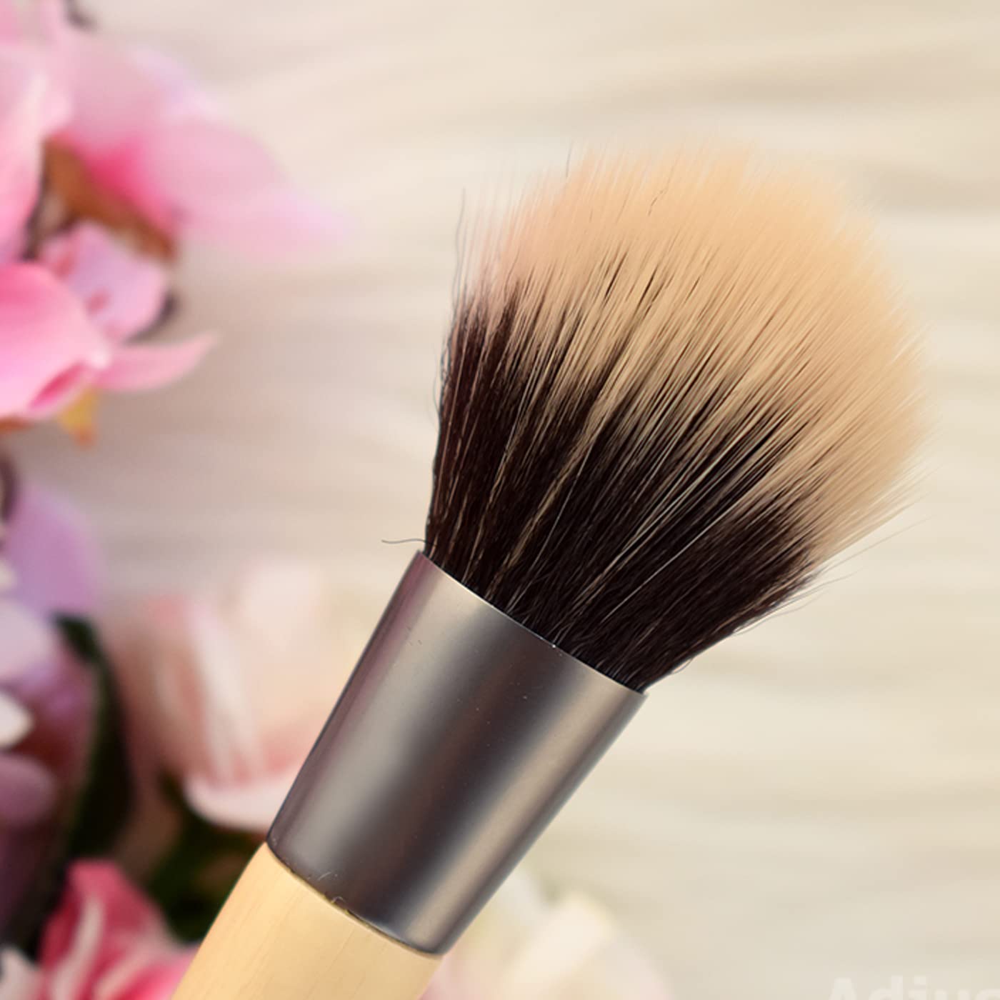 Kabello Synthetic Bristle Foundation Brush For Face Powder Foundation Use (Multicolor)