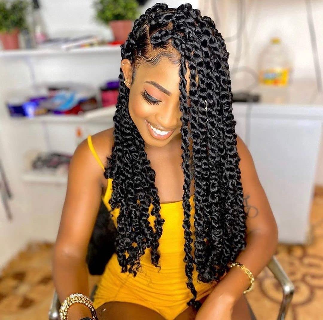 The BOHOBABE Pre-twisted Passion Twist Crochet Hair 24 Inch Pre-looped Long Crochet Braiding Hair 8 Packs Soft Bohemian Twists (