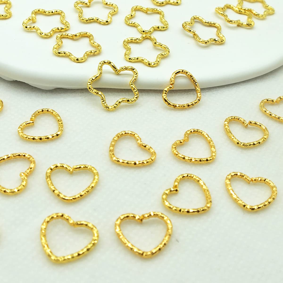 100PCS Hair Braid Rings Clips Gold Star and Gold Love Shape Hair Jewelry Ring for Braids Locs Hair Cute Braid Accessories(Gold)