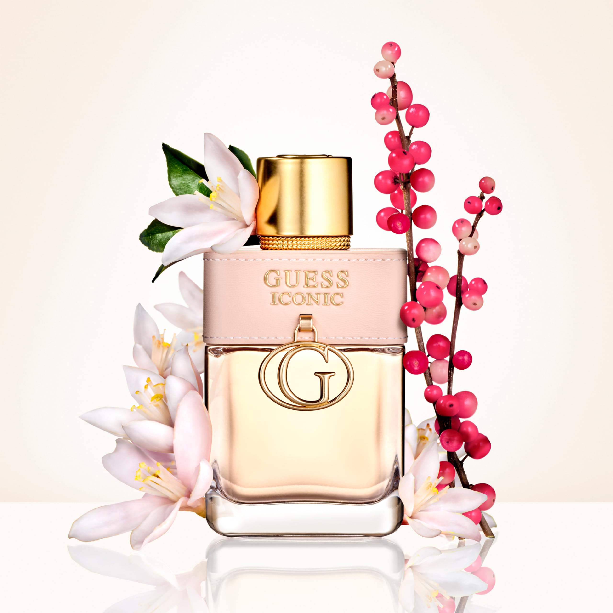 GUESS Iconic Women/Femme Eau de Parfum Perfume Spray, 3.4 Fl. Oz.
