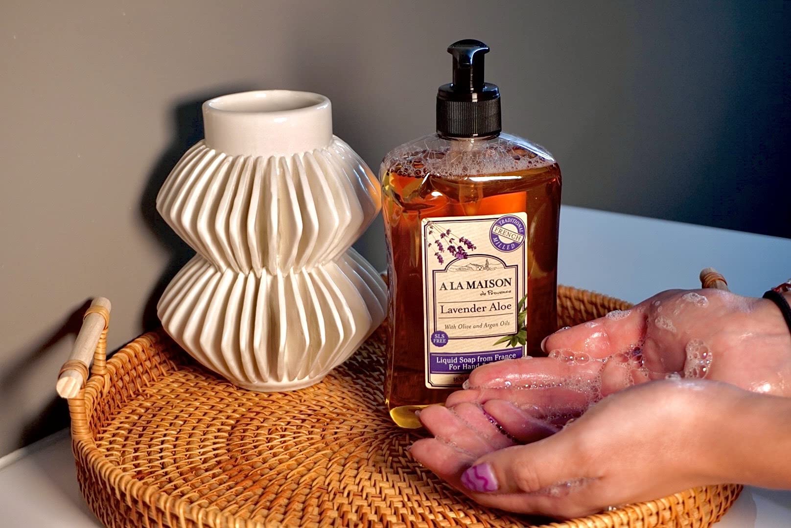 French Liquid Soap Lavender Aloe 16.90 Ounces