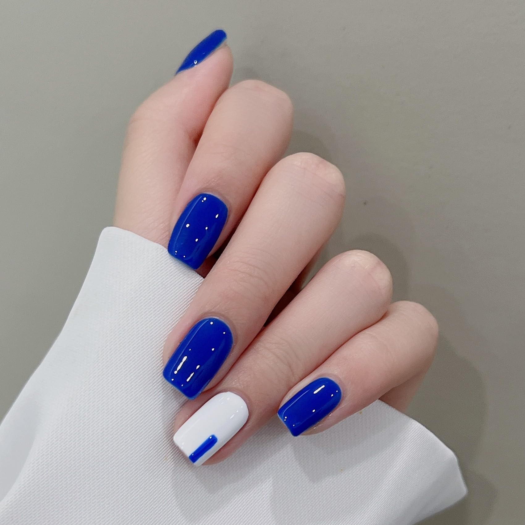 Maychao 15Ml Gel Nail Polish 1Pc Sapphire Blue Nail Polish Soak Off Uv Led Nail Gel Polish Nail Art Starter Manicure Salon Diy A