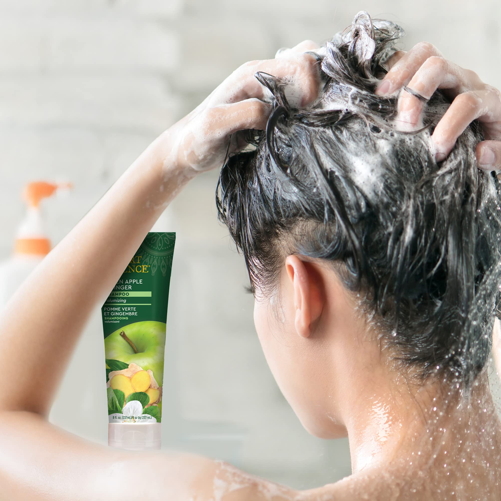 Desert Essence Green Apple & Ginger Shampoo - 8 Fl Ounce - Pack of 2 - Adds Volume, Strength & Shine - Moisturizer & Revitalizin