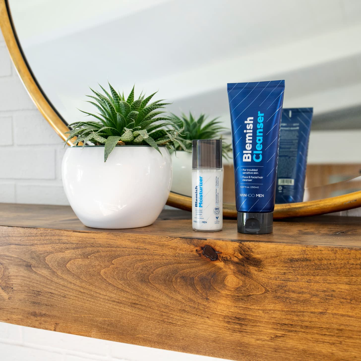 HANHOO Men's Blemish Cleanser | Tea Tree Oil, Probiotics and Hyaluronic Acid | Soothes Inflammation, Improve Hydration and Detox
