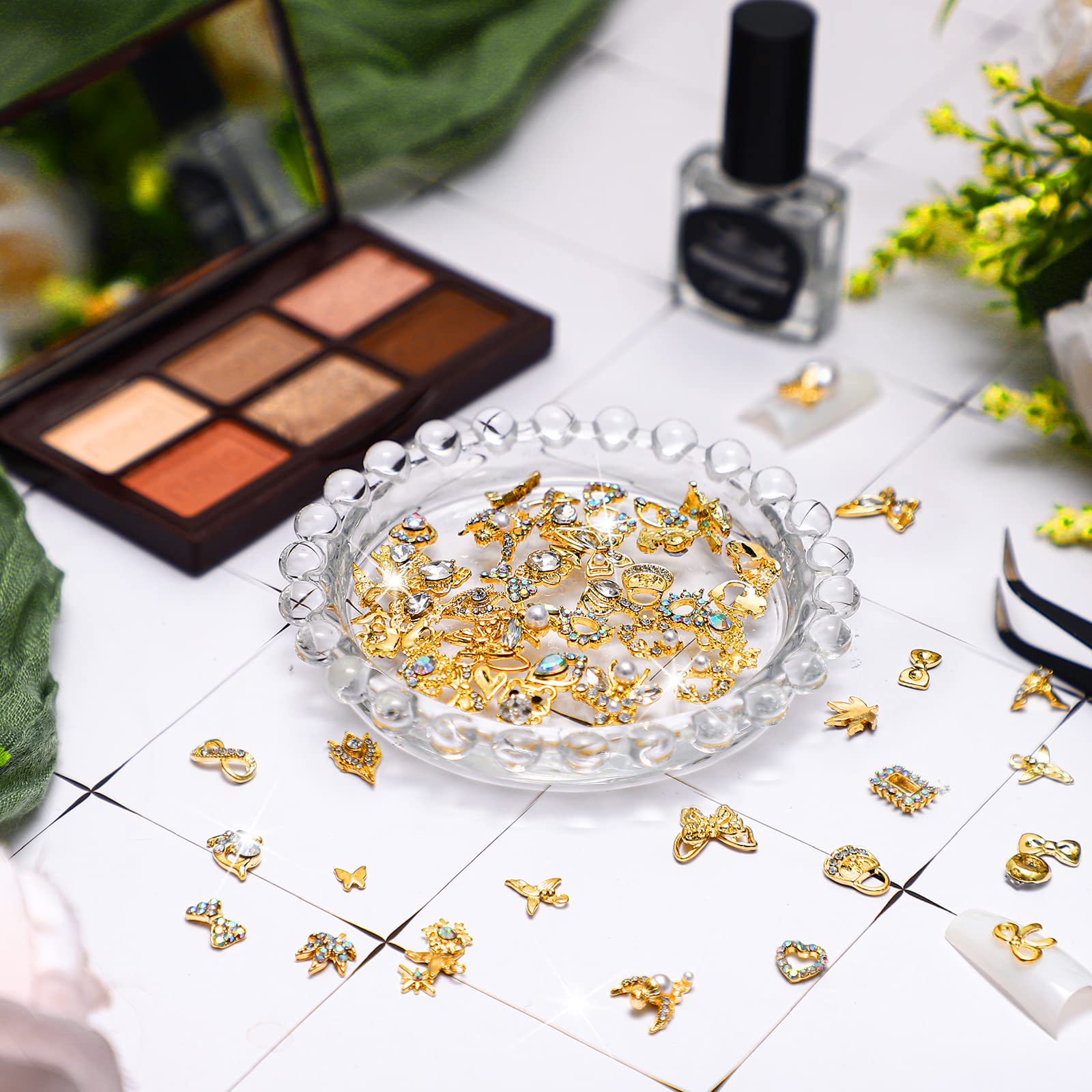 100 Pcs Gold Nail Charms For Acrylic Nails Gold Nail Rhinestones 3D Nail Charms Heart Nail Gems Luxury Decor Diamonds For Nail A