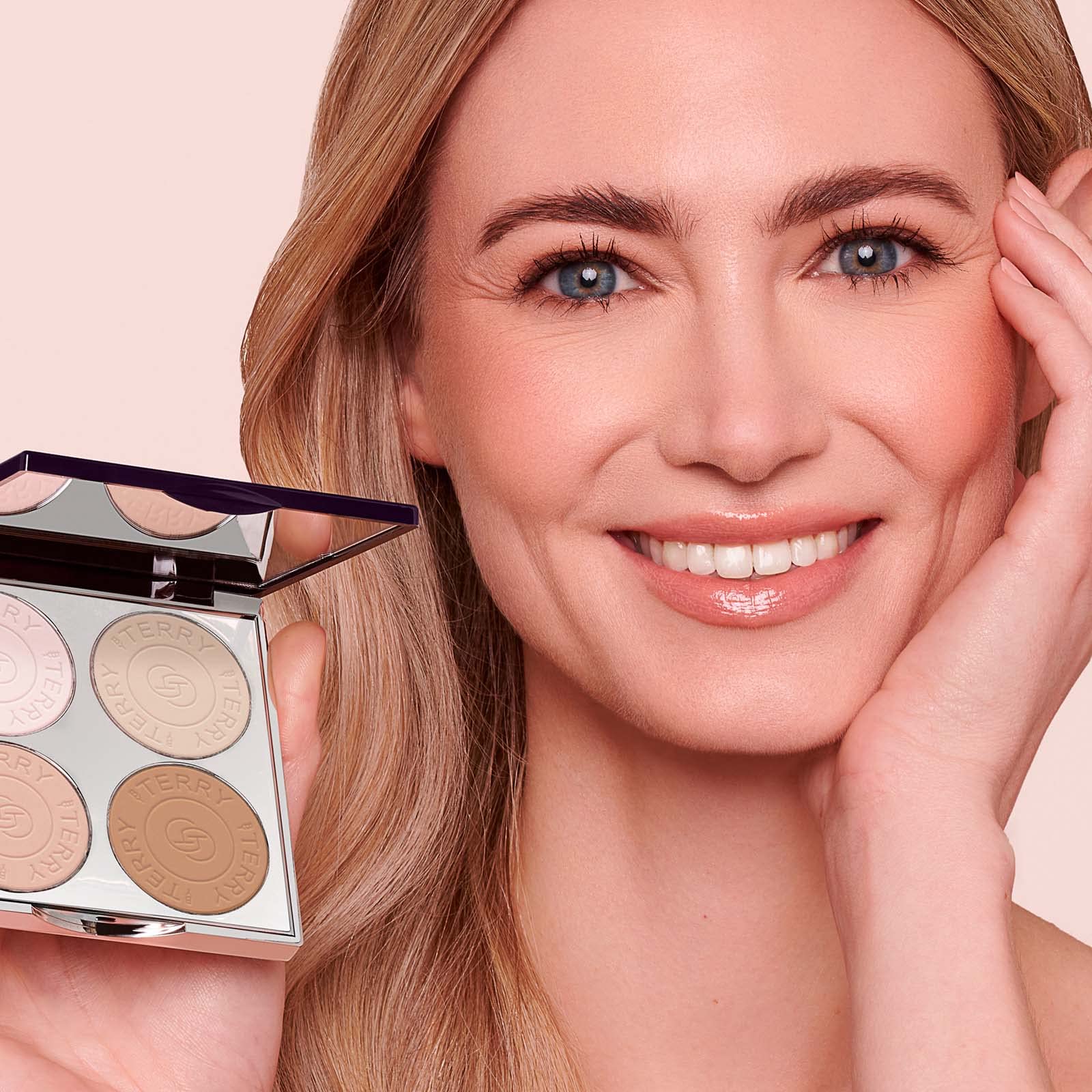 By Terry Hyaluronic Hydra-Powder Palette, 4-Shade, Vegan Contour Palette For Flawless & Matte Complexion, Fair To Medium
