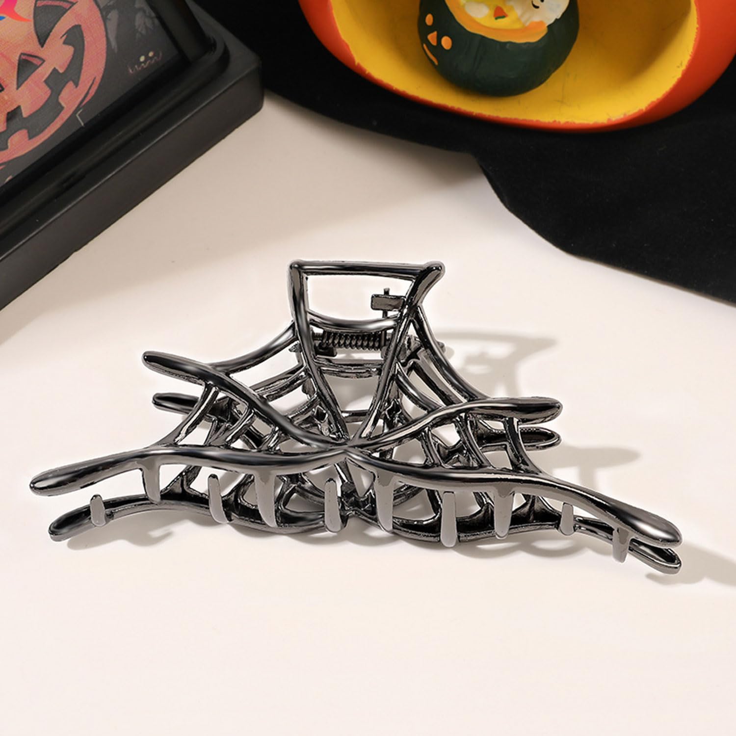 Spider Web Metal Hair Claw Clips - Alloy Punk & Y2K-Style Hair Accessory For Thin Hair (Black)