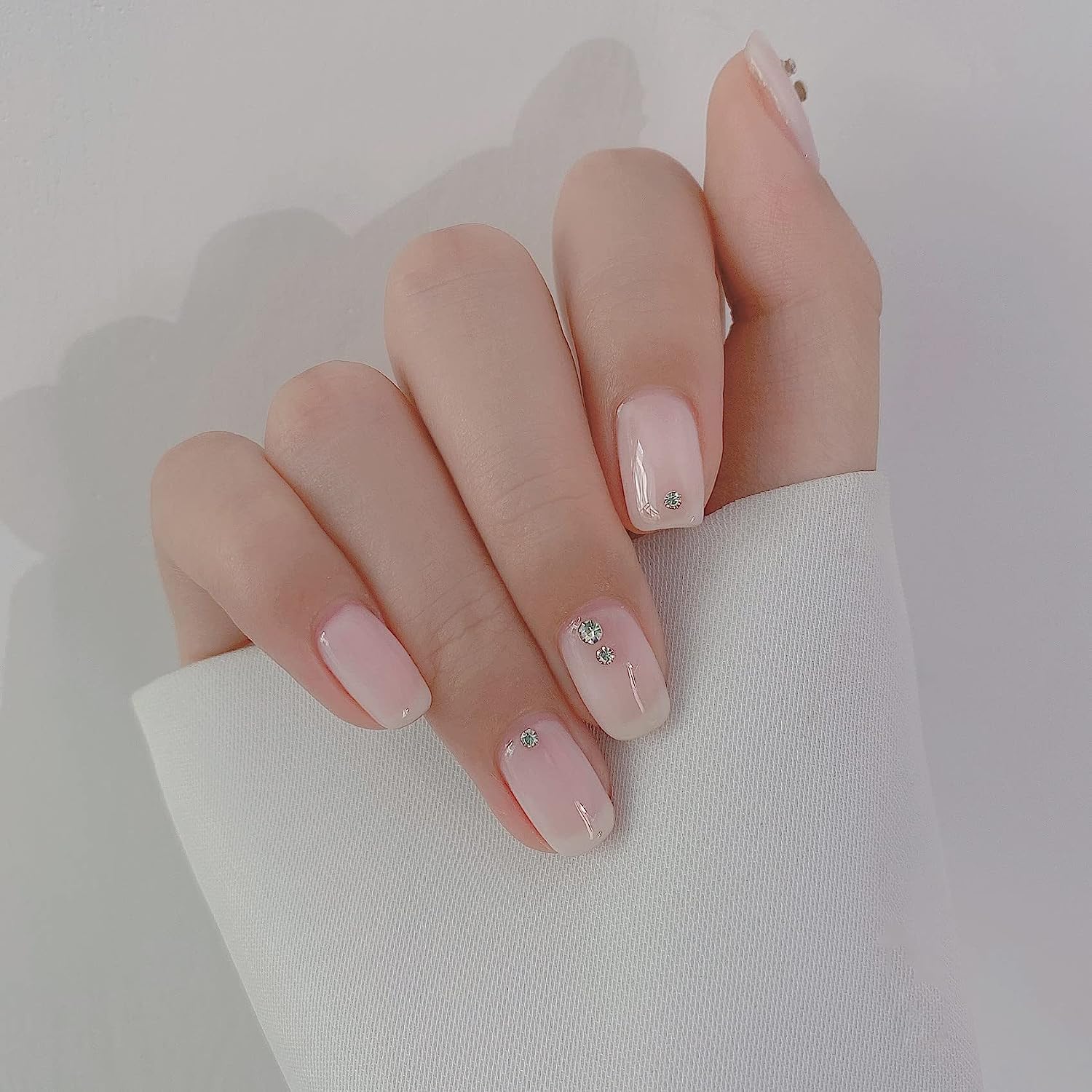 Maychao 15Ml Gel Nail Polish 1Pc Milky White Gel Polish Soak Off Uv Led Nail Polish Nail Art Starter Manicure Salon Diy At Home,