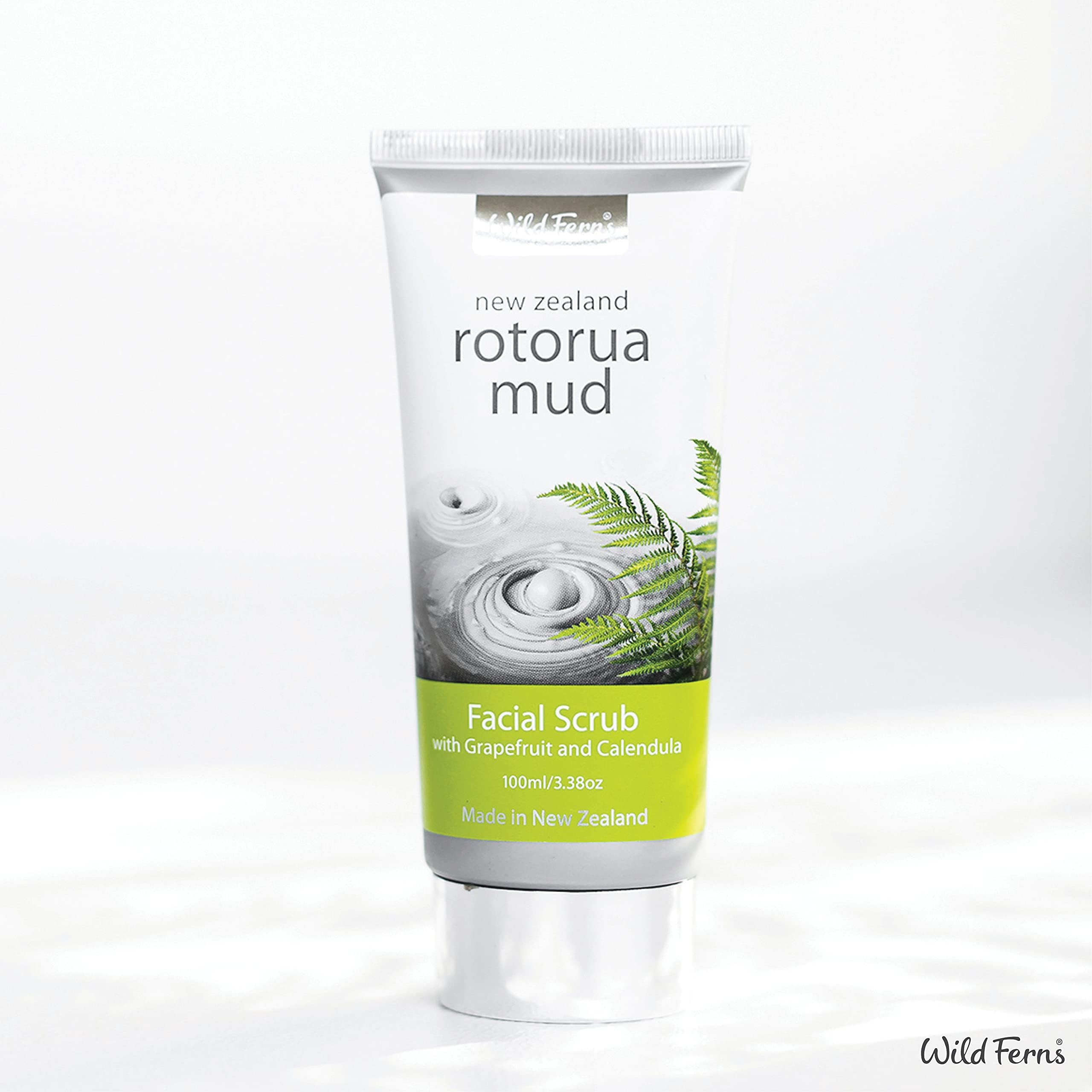 Wild Ferns Rotorua Mud Facial Scrub with Grapefruit & Calendula, 100 milliliters