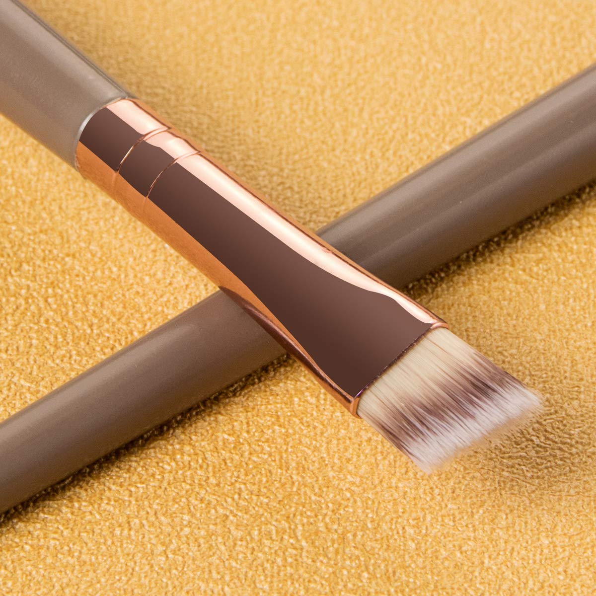 Kingmas Eyebrow Brush, Professional Dual Angled Eye Brow Brush And Spoolie Brush Eyelash Comb Eyebrow Tool (Dark Brown)