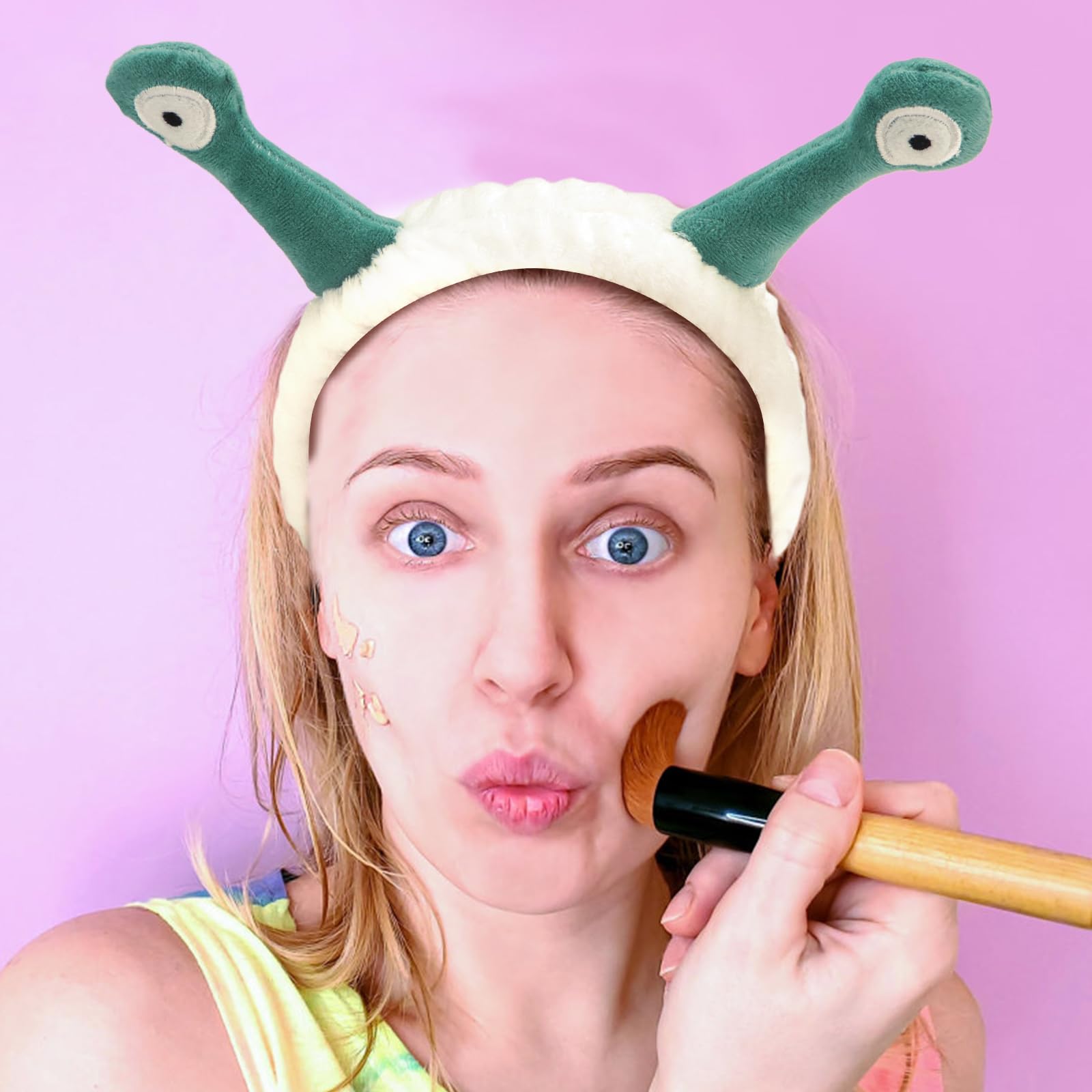 Canitor Snail Spa Headband Wrist Bands for Washing Face Makeup Headband Cute Animal Skincare Headband Face Wash Cute Funny Gifts