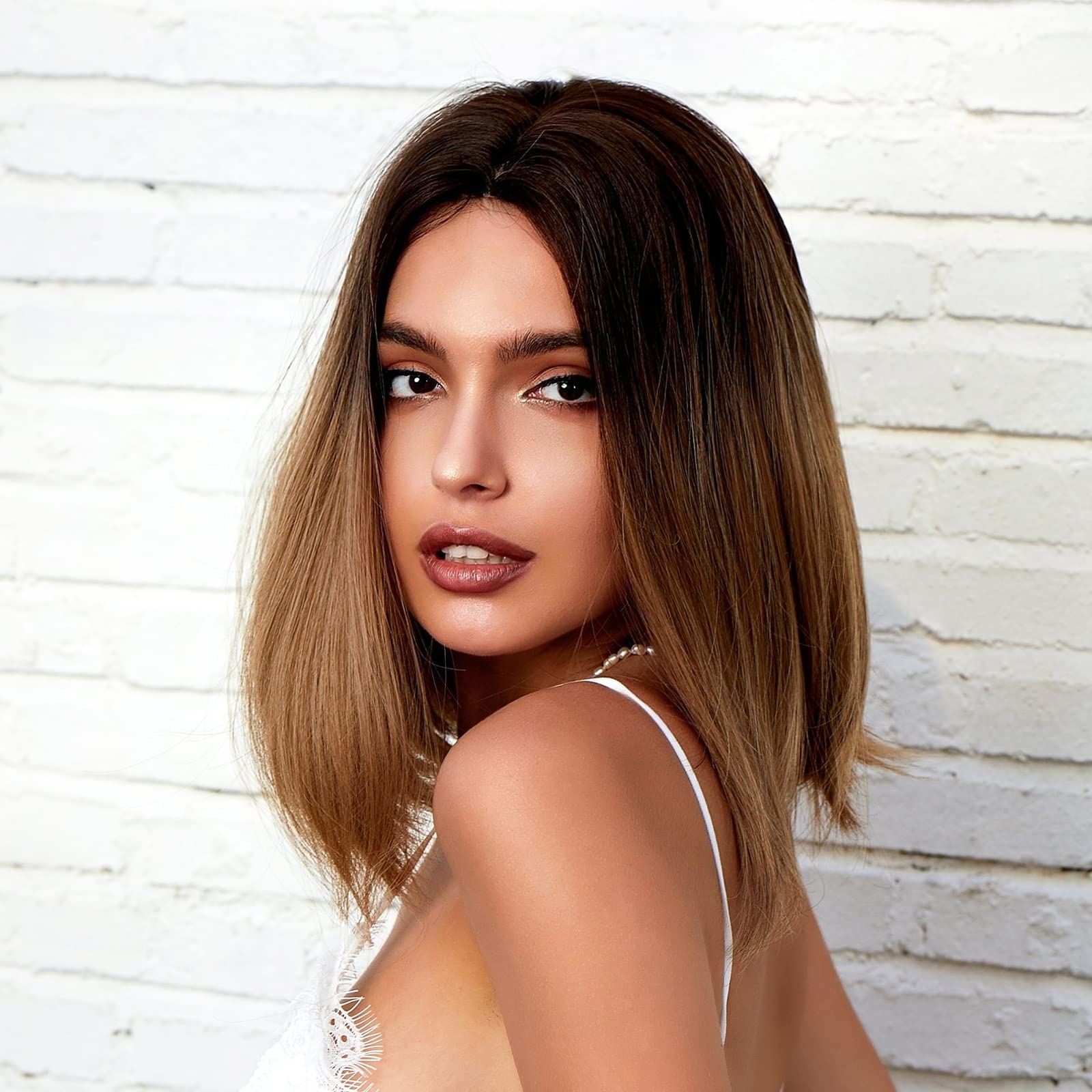 HAIRCUBE Ombre Brown Bob Wig Shoulder Length Wigs for Women Short Ombre Wig Middle Part Heat Resistant Fibre Synthetic Wig Natur