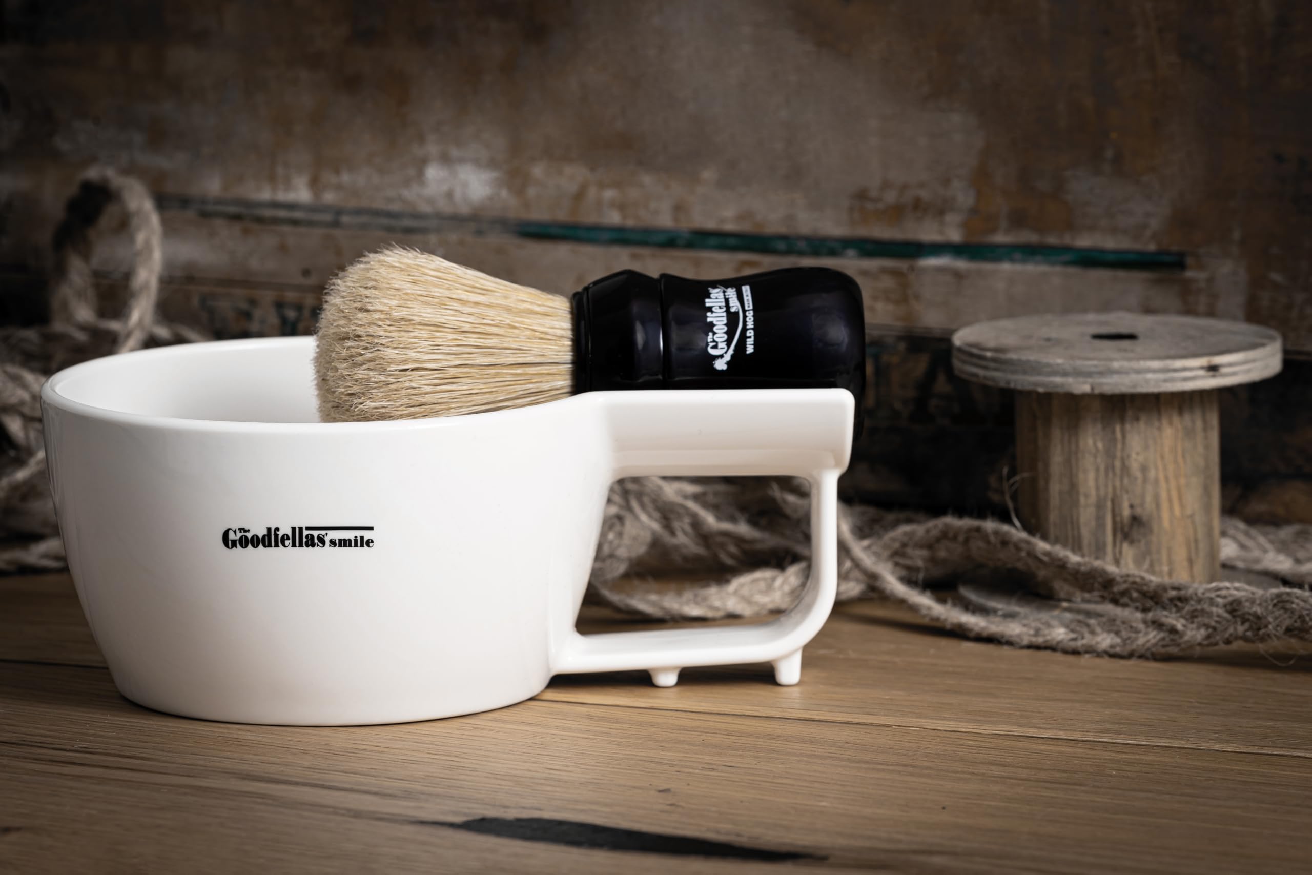 The Goodfellas' smile Beard Bowl - Resilient Resin Shave Bowl/Lathering Bowl with Brush Rest Insert (White)