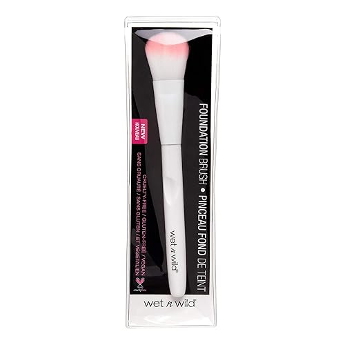 wet n wild Foundation Brush - Densely-Packed Synthetic Bristles, Ergonomic Handle, 7.28 in, Ideal for Liquid, Cream & Powder, Model C795A