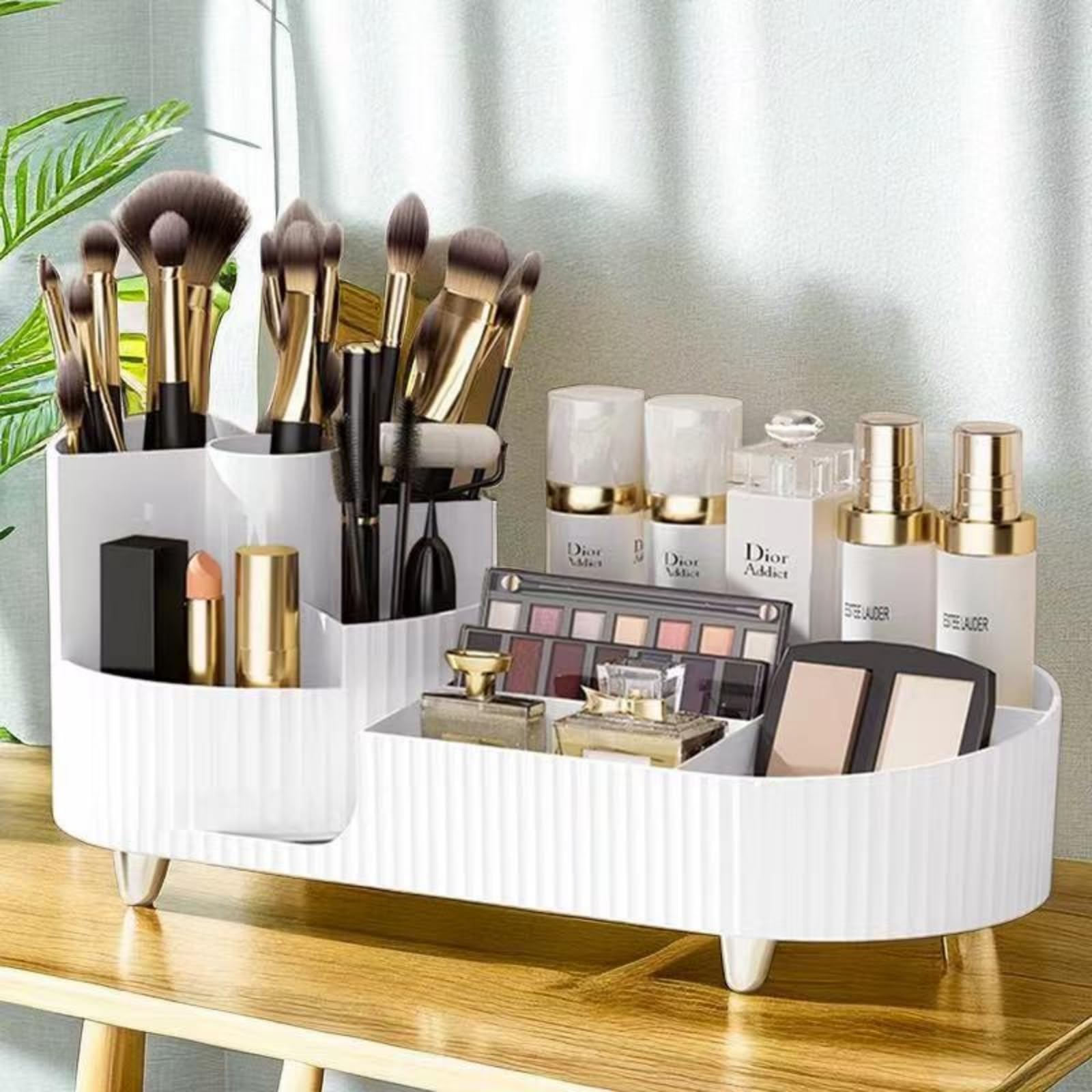 Rotating makeup organizer,Large Capacity Cosmetic Display Case, easy to hold all of your makeup products, at least 20 makeup bru