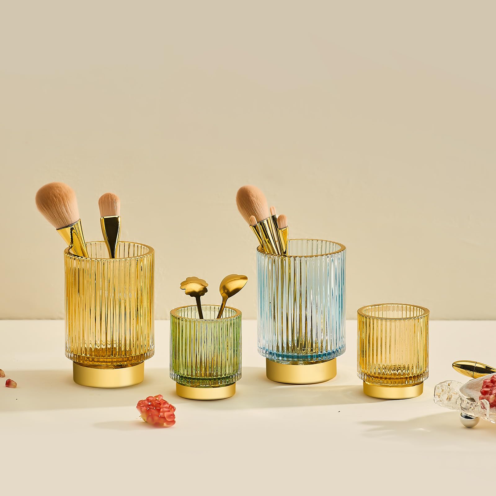 LEICURACE Makeup Brush Holder Toothbrush Holders Crystal Makeup Holder Small Makeup Organizer Retro Desktop Eyeliners Eyebrow Pe