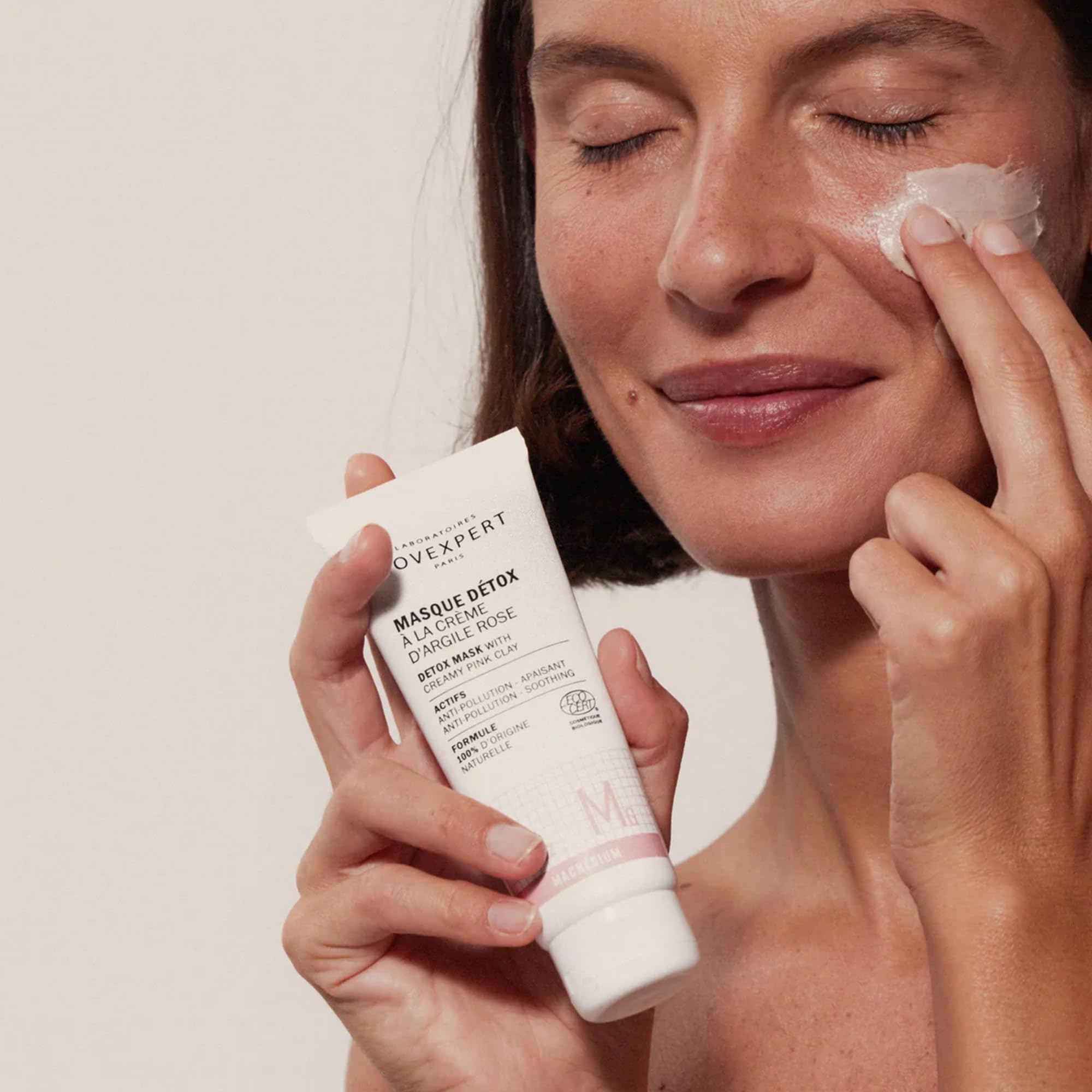 Novexpert Detox Mask With Creamy Pink Clay - Cleanses Facial Pores From Impurities And Excess Oil - Skin Feels Fresh And Oxygena