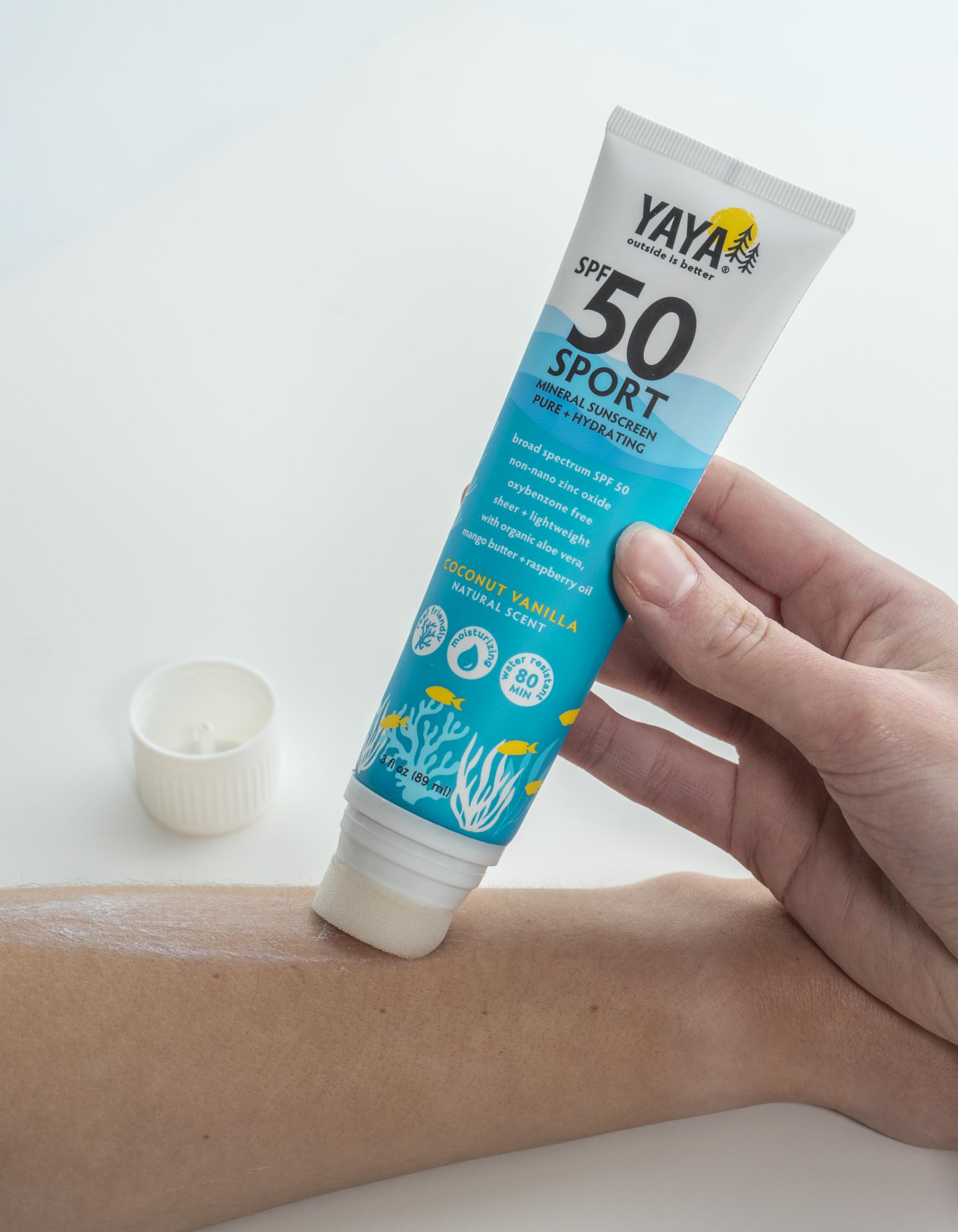 YAYA ORGANICS Sport Mineral Sunscreen Lotion with Free Sponge Applicators, SPF 50, Reef-Friendly, Non-Nano Zinc Oxide, Water-Res