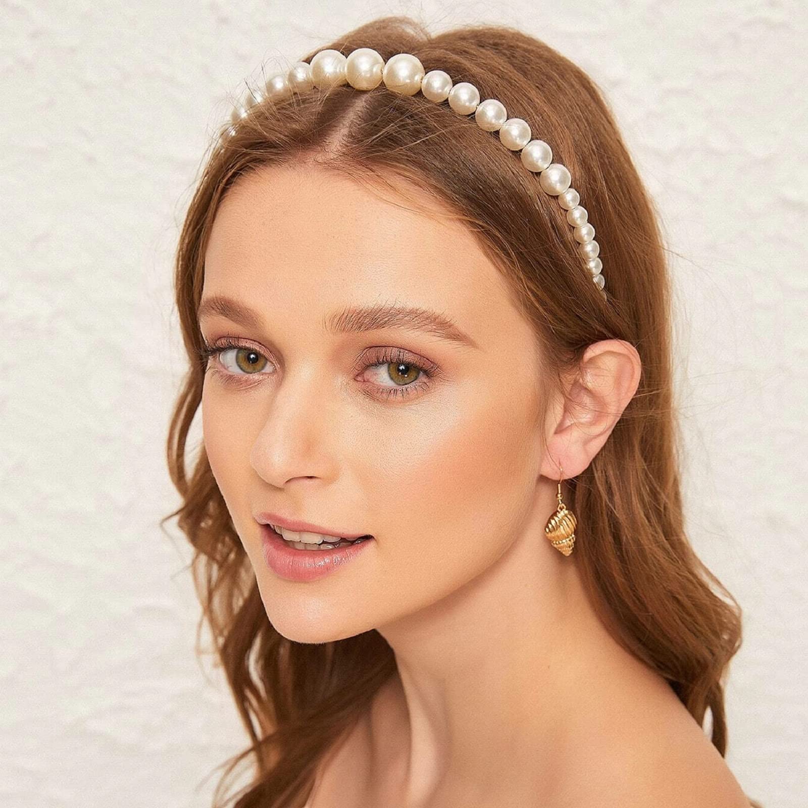 Wovowovo Pearl Headbands For Women 8 Pack, White Faux Pearls Hairband Gold Metal Headband Butterfly Flower Hairbands, Bridal Hai