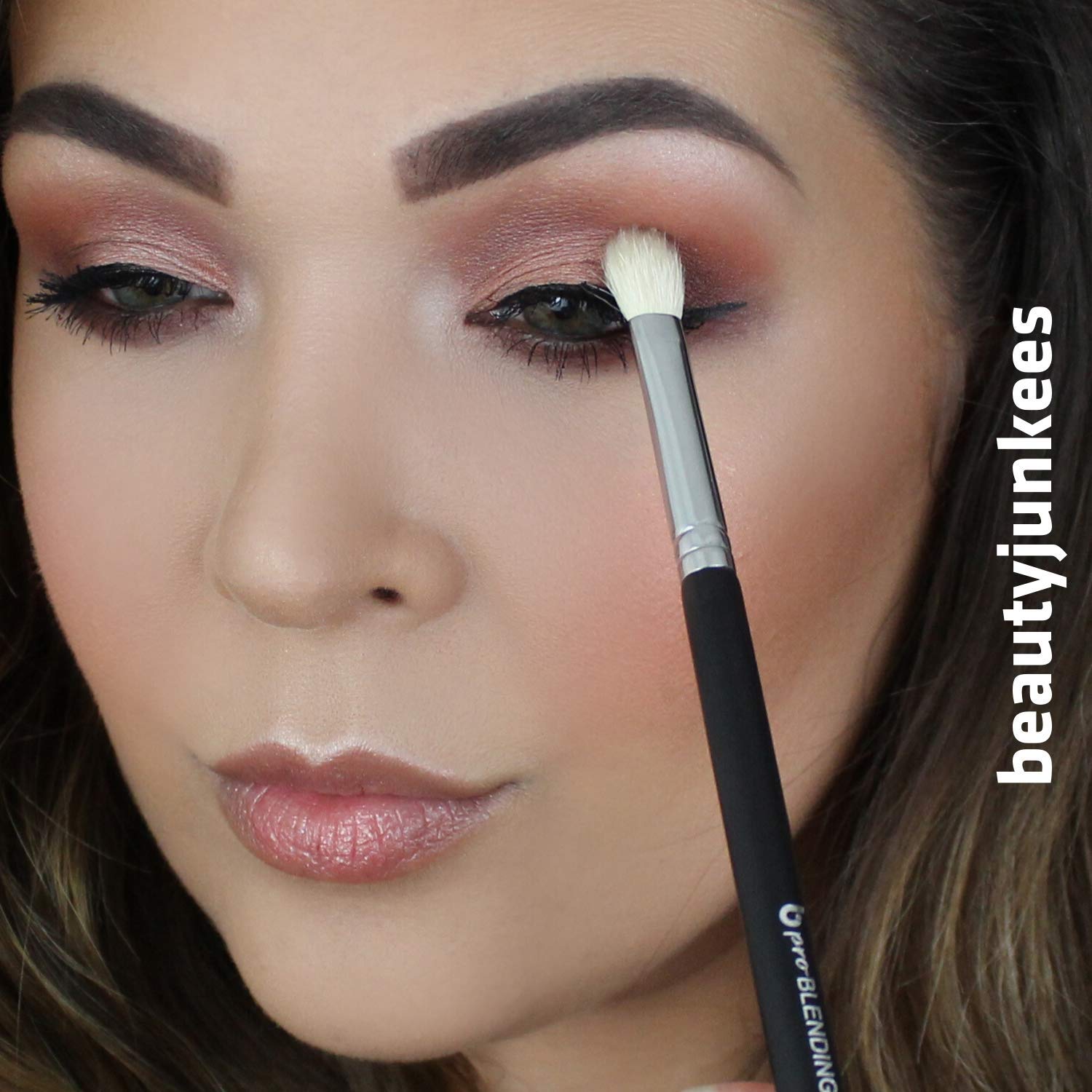 Tapered Blending Eyeshadow Makeup Brush - Beauty Junkees Professional Eye Shadow Blender Make Up Brush, Soft Firm Natural Hair B