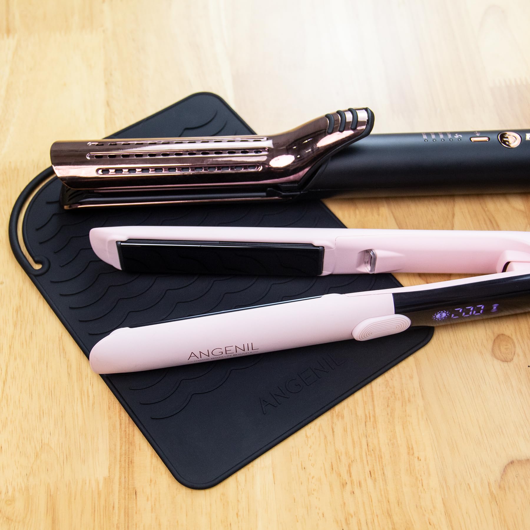 ANGENIL Heat Resistant Mat for Curling Irons, Hair Straightener, Flat Irons Pad Heat Resistant for Counter, Hair Styling Tools S